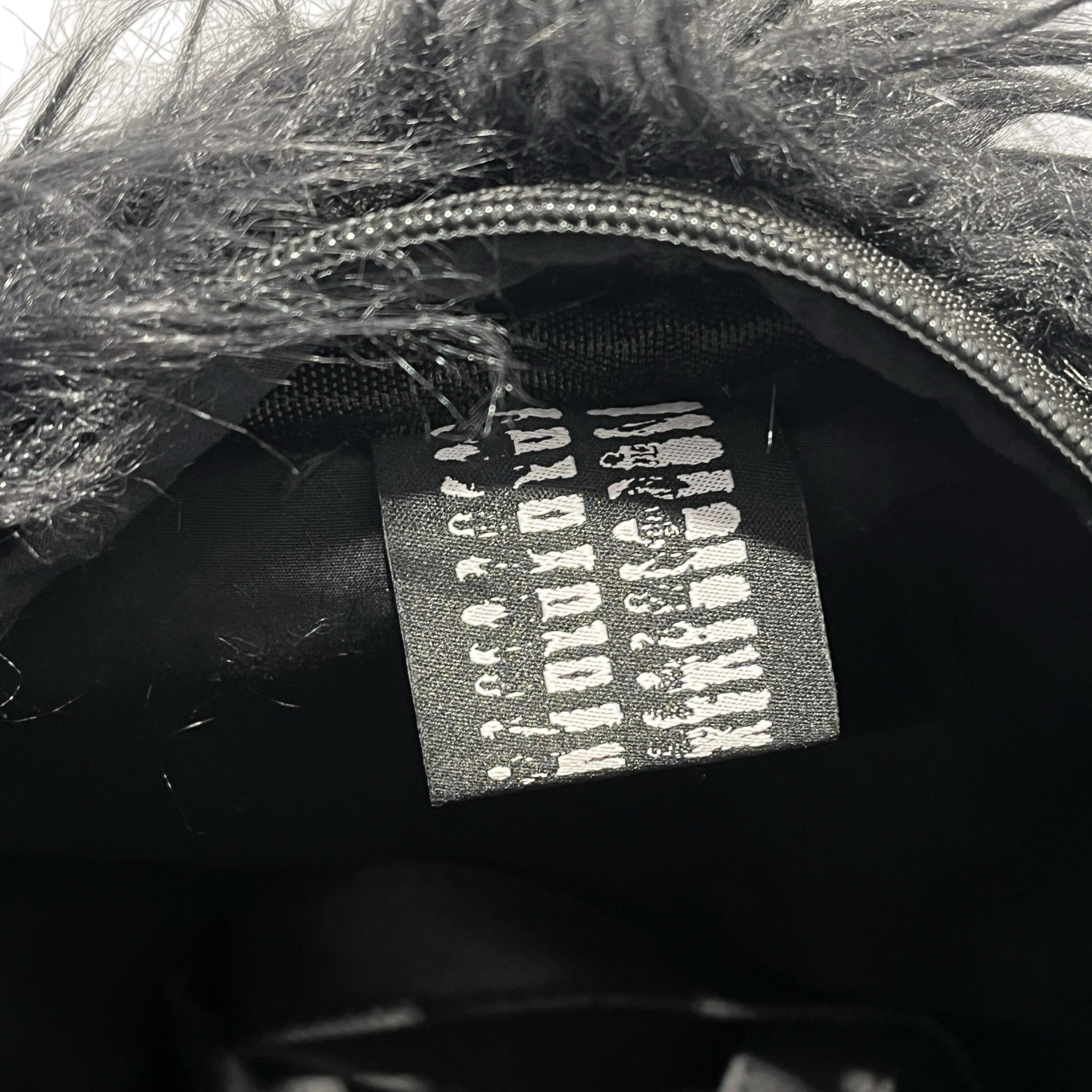 haveyoudiedbefore?/Backpack/Fake Fur/BLK/BUCKLES/ZIPPERS view 3