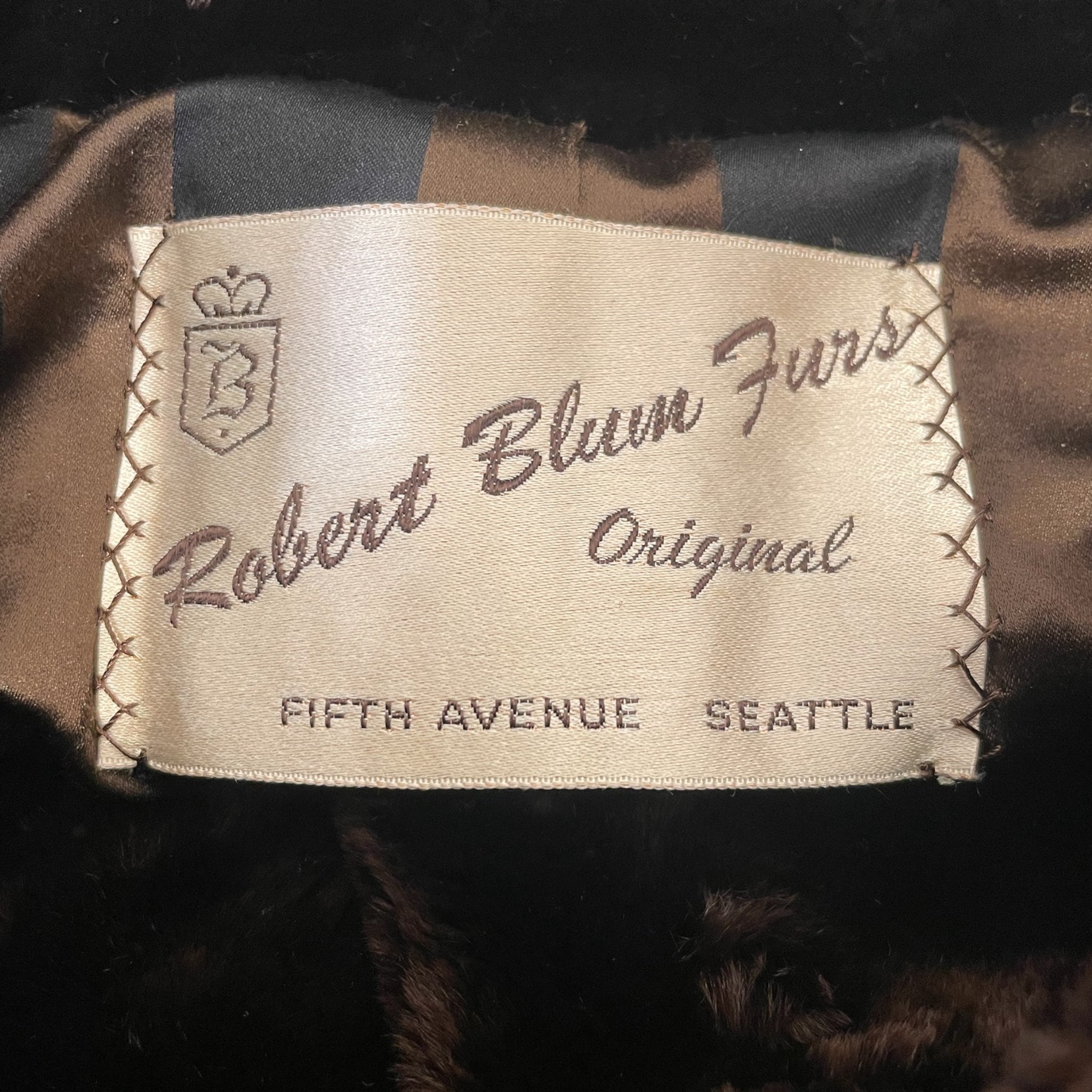 Vintage/Coat/M/Fur/BRW/robert blum furs view 3