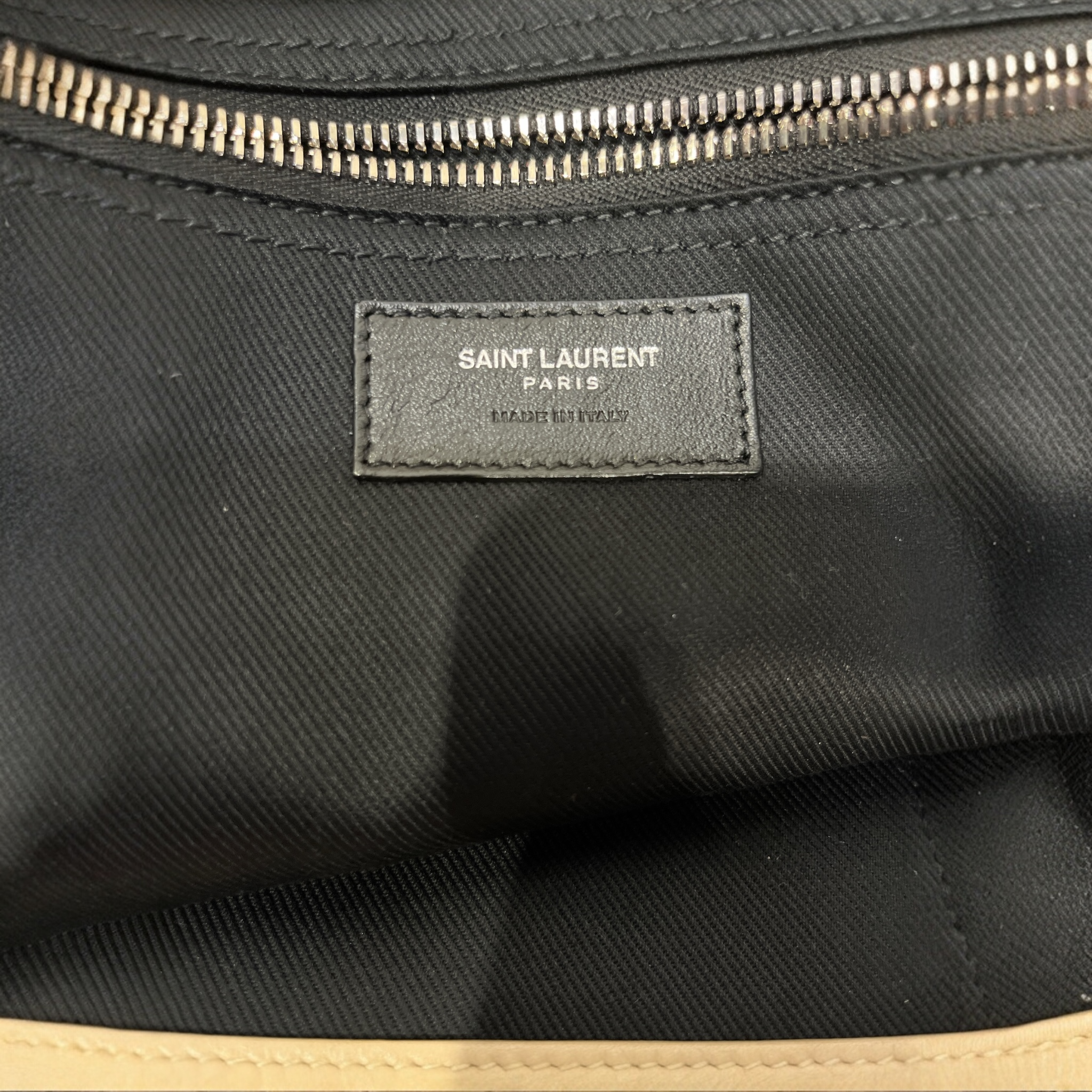 YVES SAINT LAURENT/Tote Bag/Leather/BEG/DEBOSSSED LOGO CALFSKIN view 5