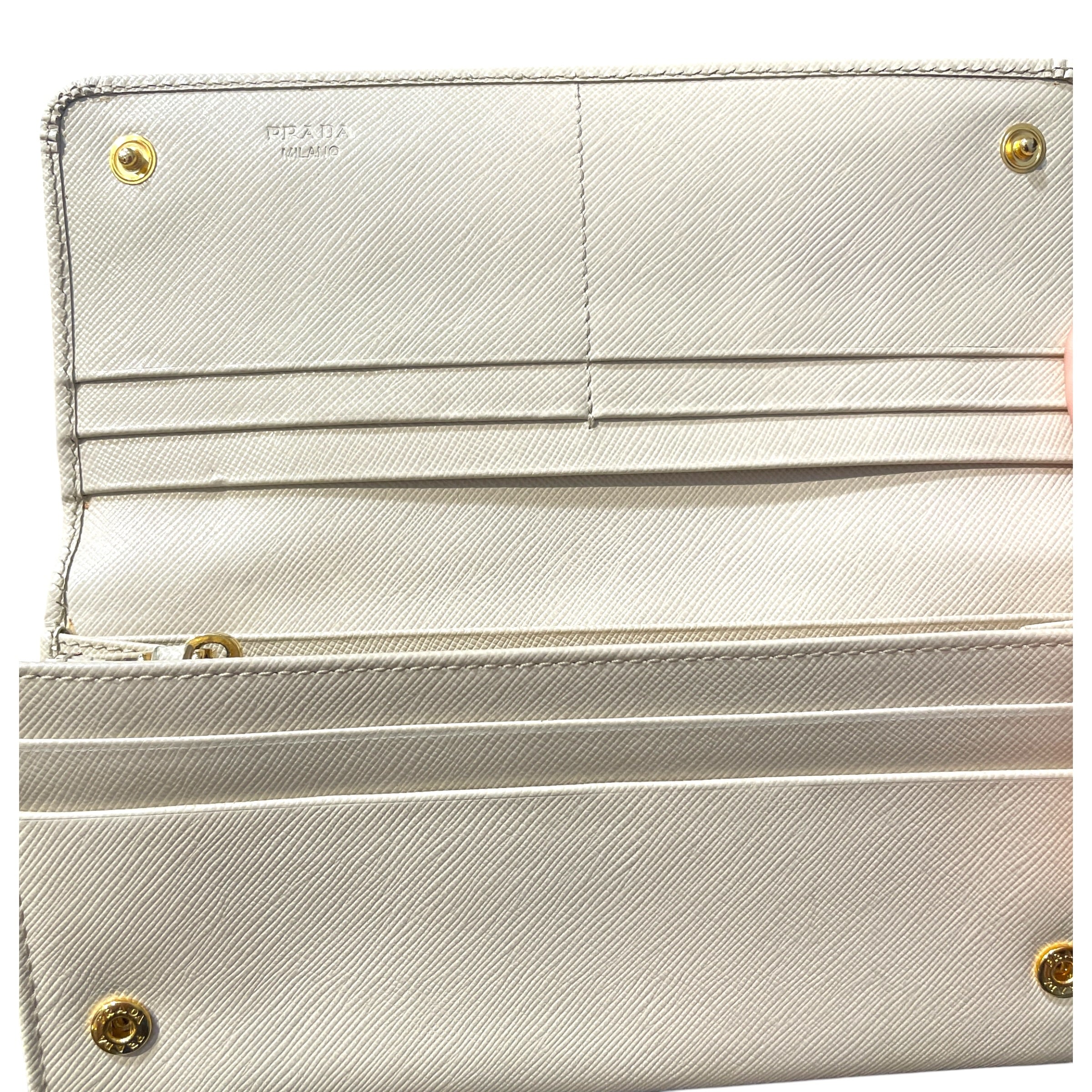 PRADA/Wallet/Leather/WHT/Prada long wallet view 3