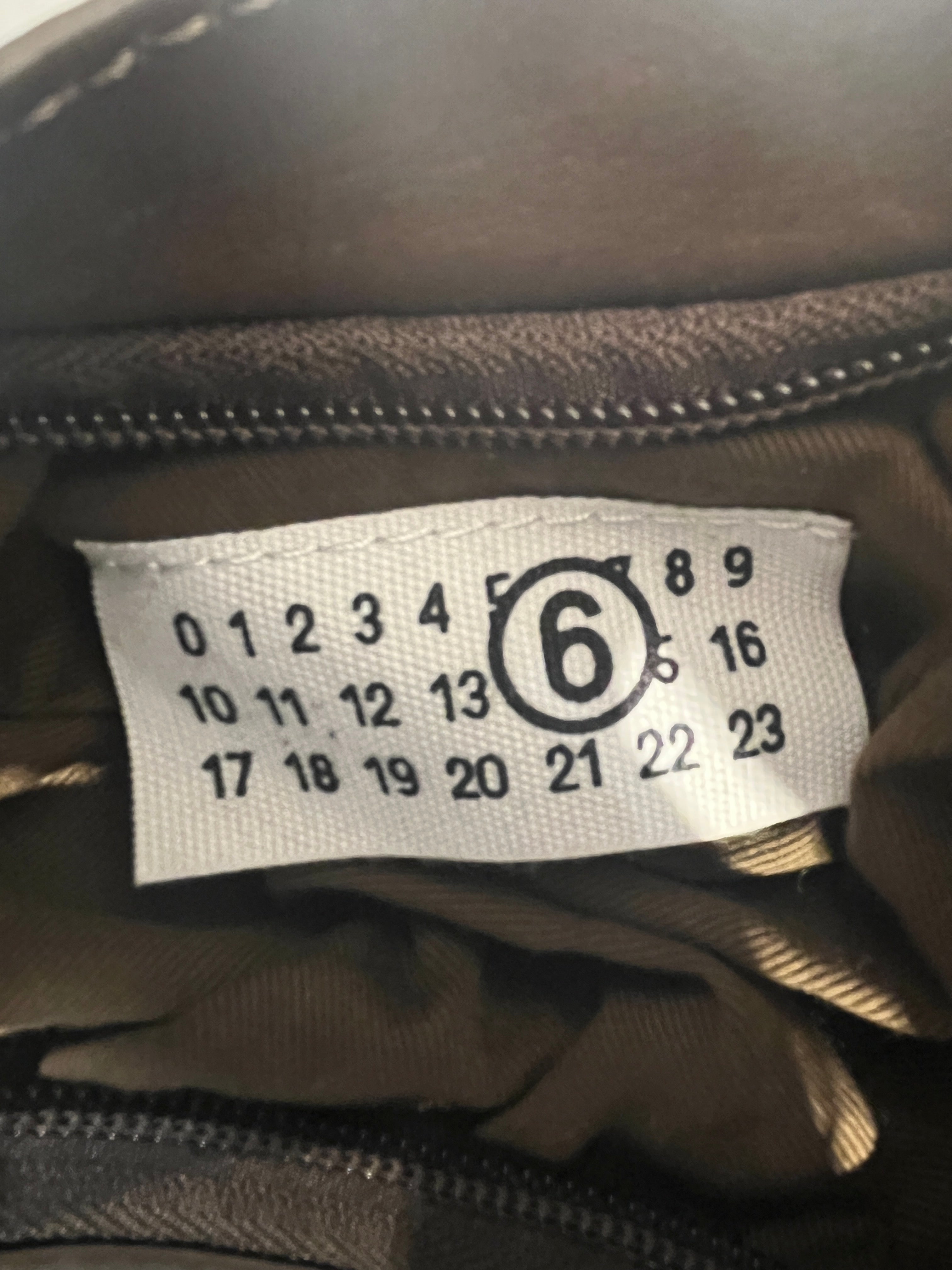 MM6/Hand Bag/Leather/BRW/MM6 HAND BAG/ NECK PILLOW view 3