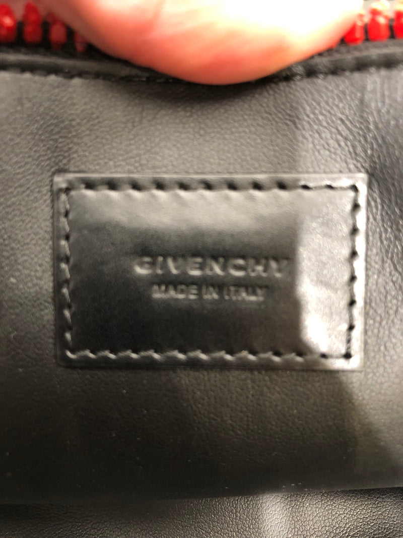 GIVENCHY/Pouch/BLK/
