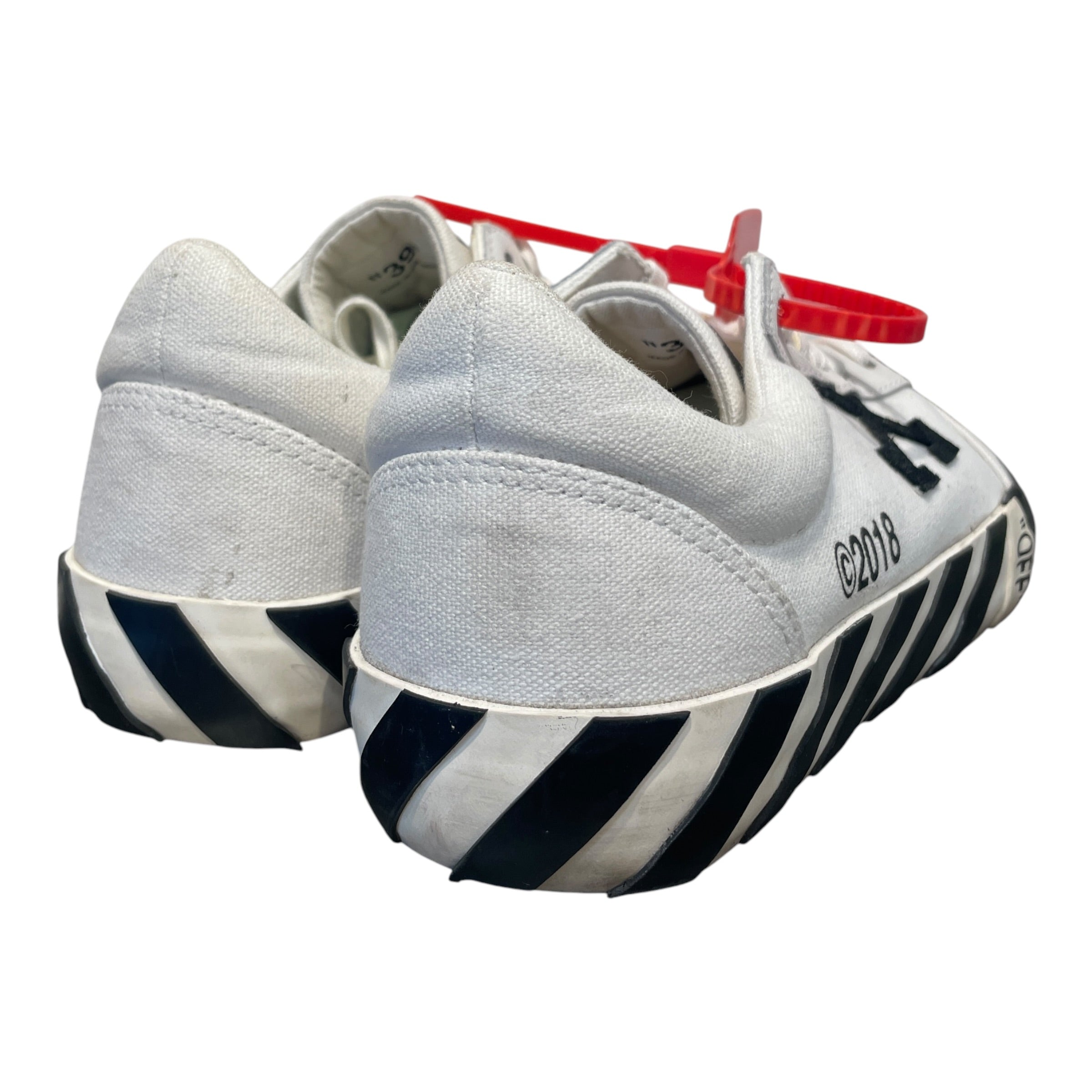 OFF-WHITE/Low-Sneakers/EU 39/Cotton/WHT/Vulc Low Top view 2