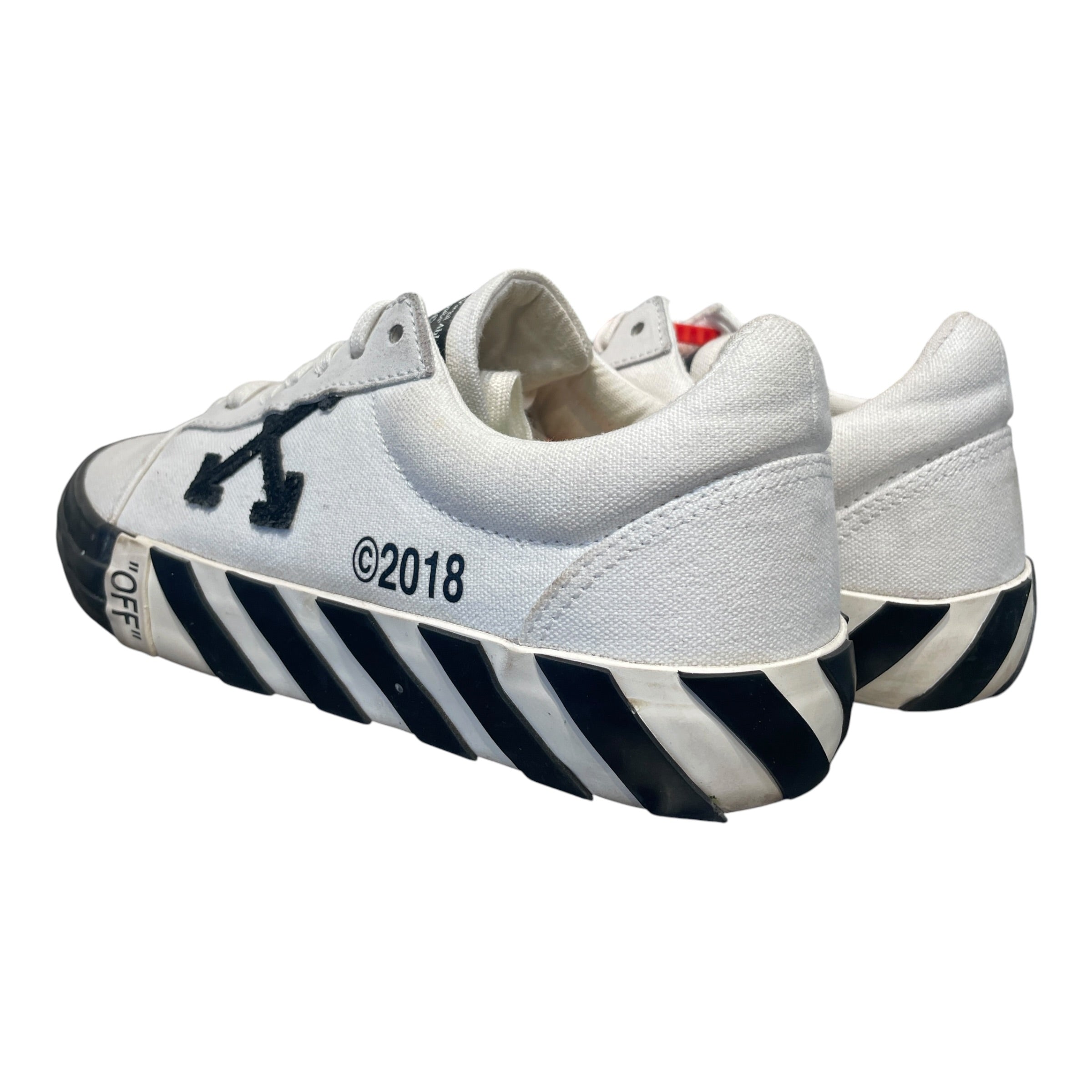 OFF-WHITE/Low-Sneakers/EU 39/Cotton/WHT/Vulc Low Top view 3