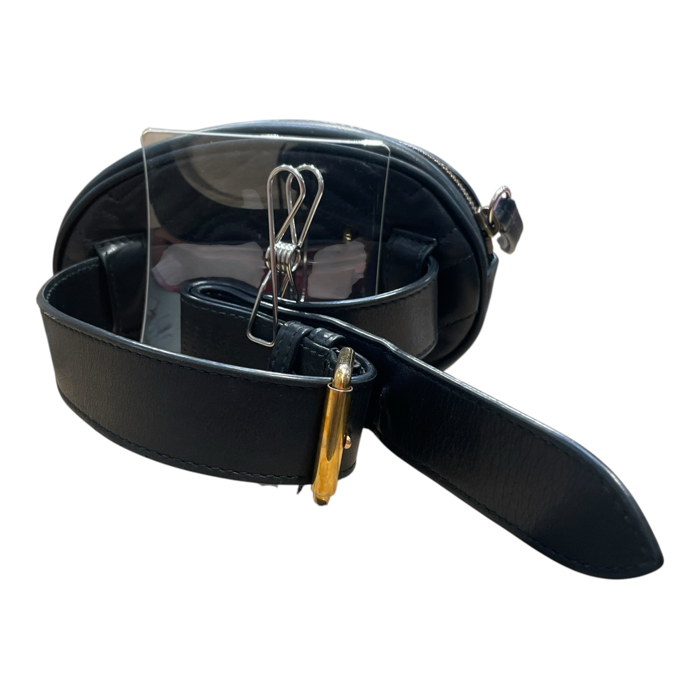GUCCI/Bag/Leather/BLK/GG Marmont Matelasse Belt Bag view 3