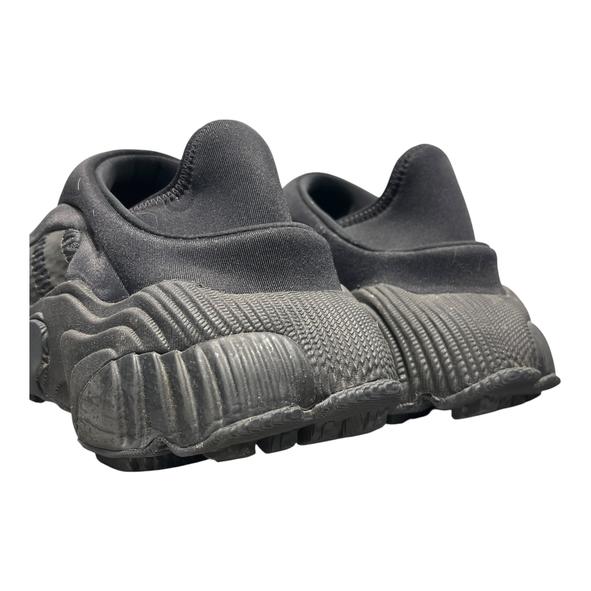 adidas/Low-Sneakers/US 11.5/Iridescent/BLK/Rovermule Adventure BLK Carbon view 4