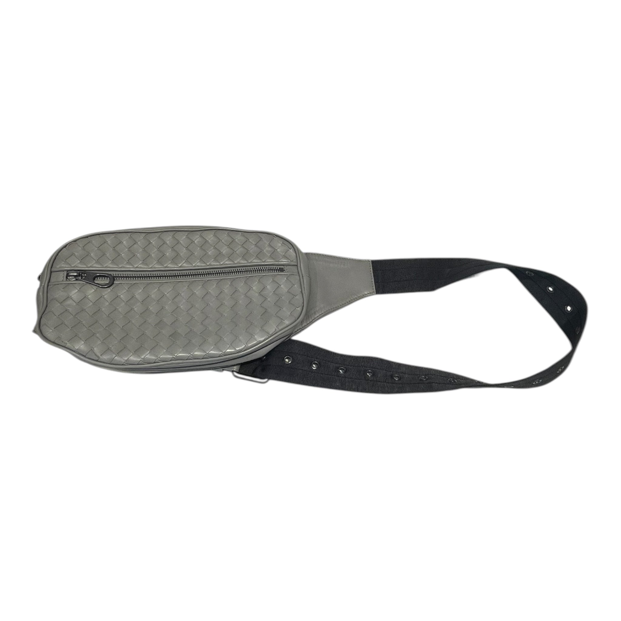 BOTTEGA VENETA/Cross Body Bag/Leather/GRY/Intrcciato Waist Bag view 3