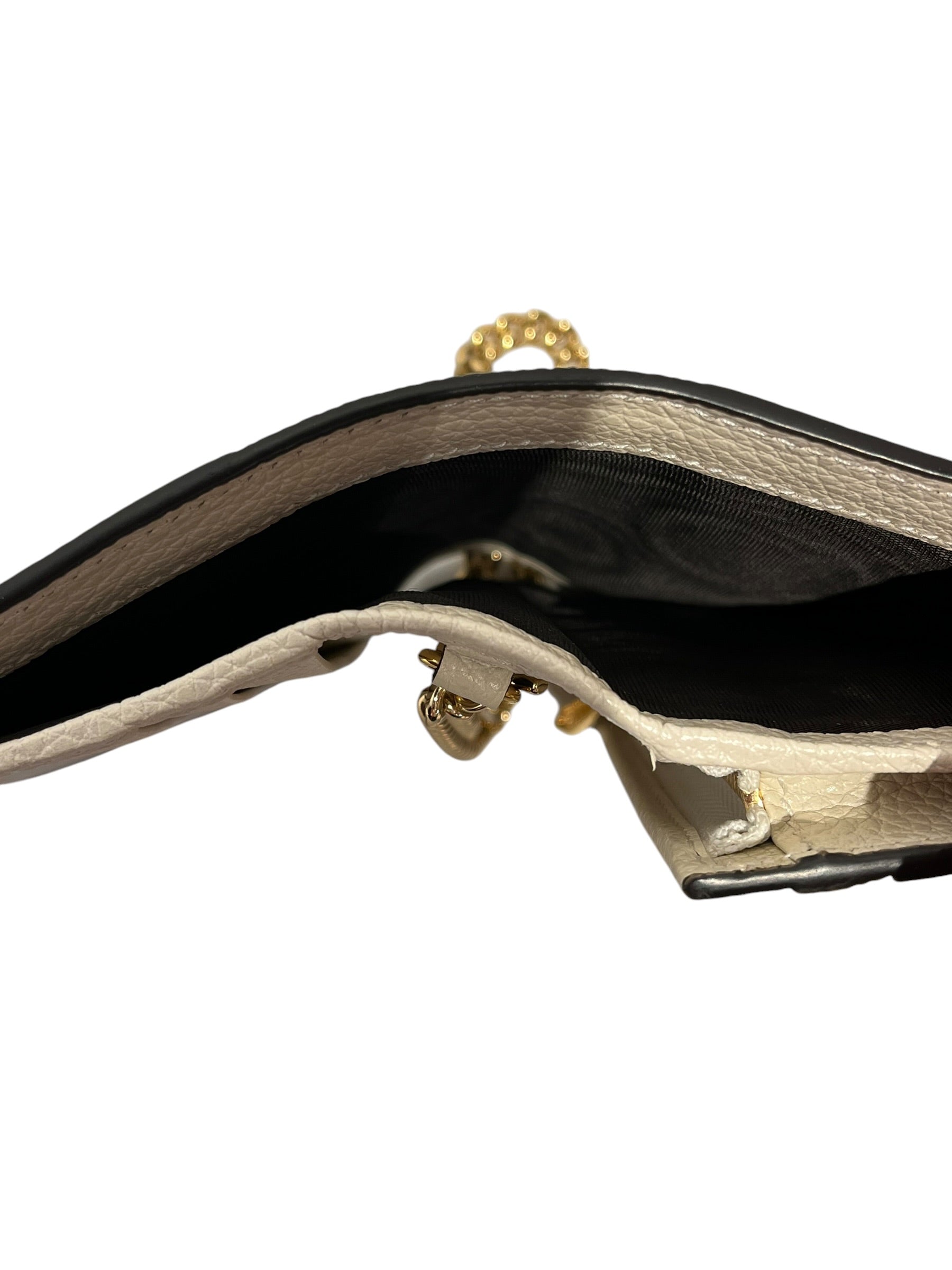 GUCCI/Bifold Wallet/Leather/CRM/570660-2067 view 4