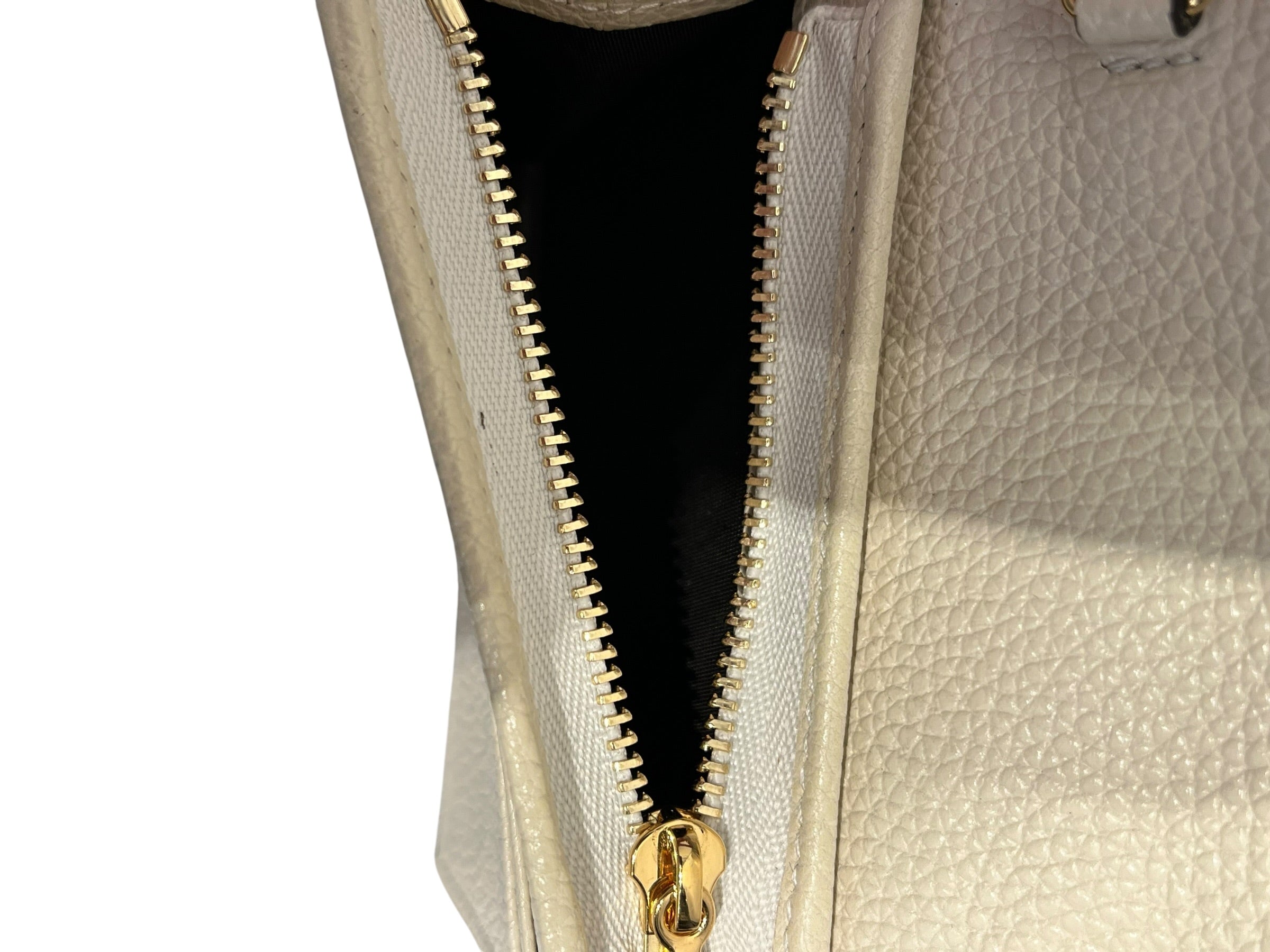 GUCCI/Bifold Wallet/Leather/CRM/570660-2067 view 5
