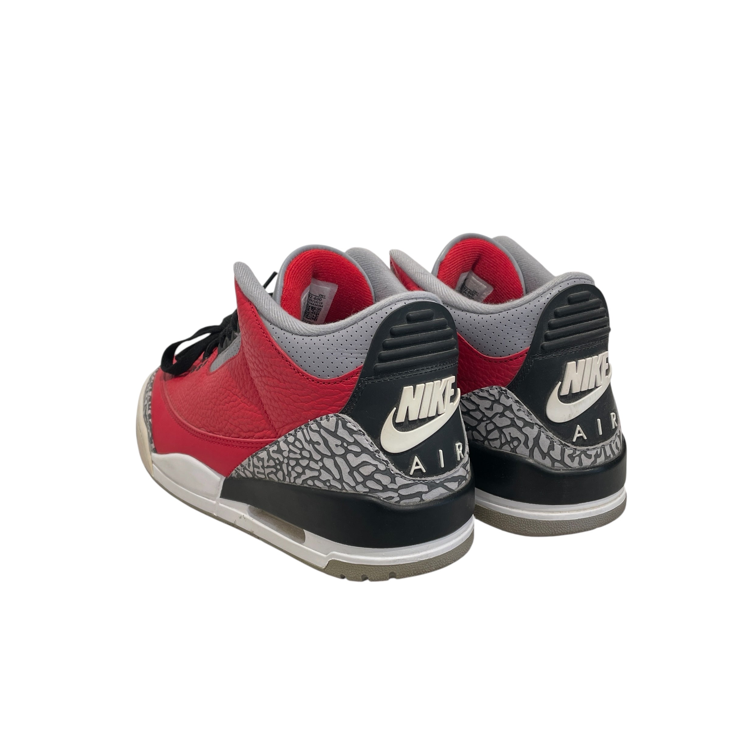 NIKE/Hi-Sneakers/US 9.5/Leather/RED/Air Jordan 3 'Fire Red' view 2