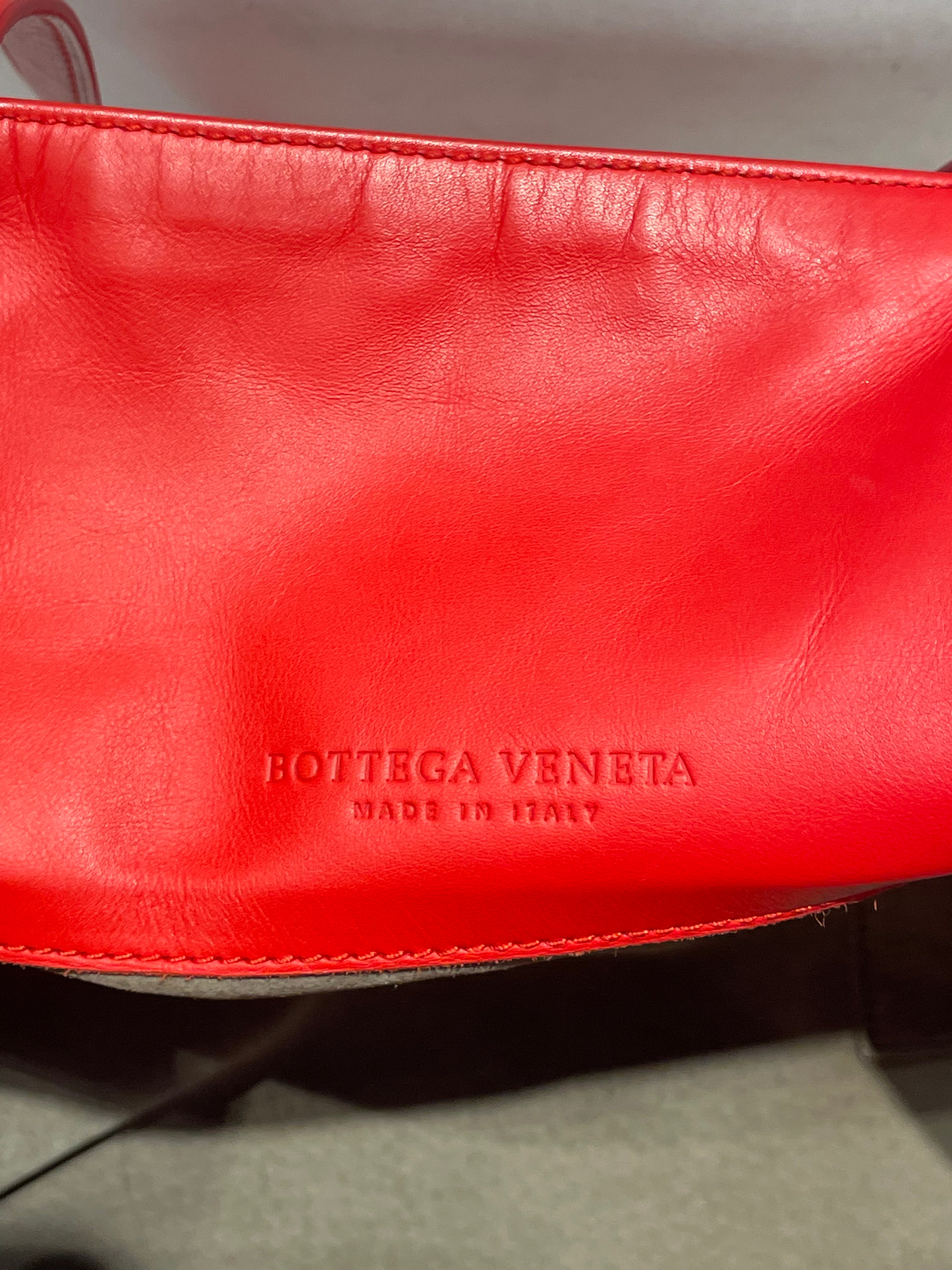 BOTTEGA VENETA/Tote Bag/Leather/RED/Intrecciato Panel Leather Tote view 5