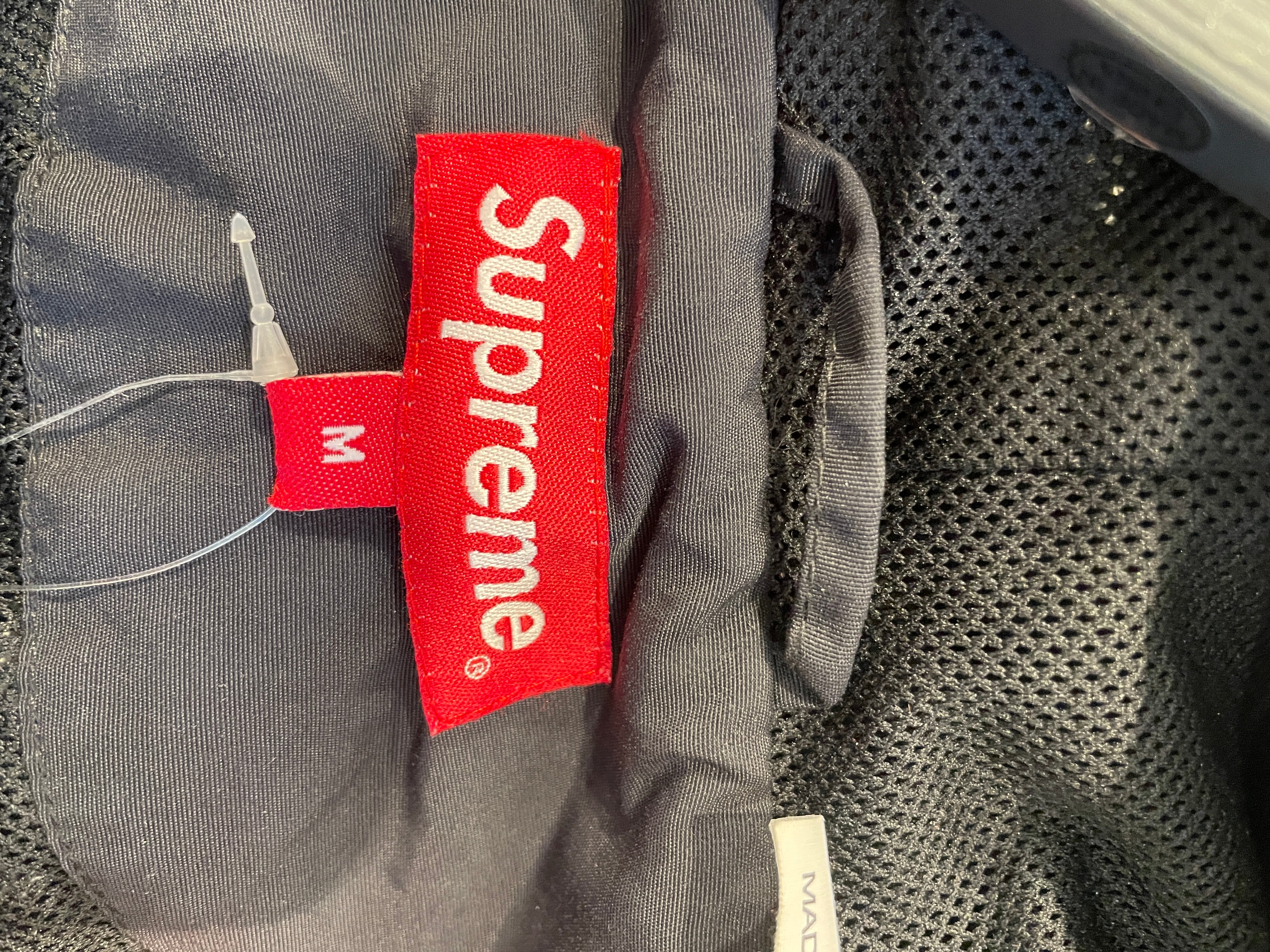 Supreme/Windbreaker/M/Nylon/BLK/Graphic/supreme aoi glow in the dark view 4