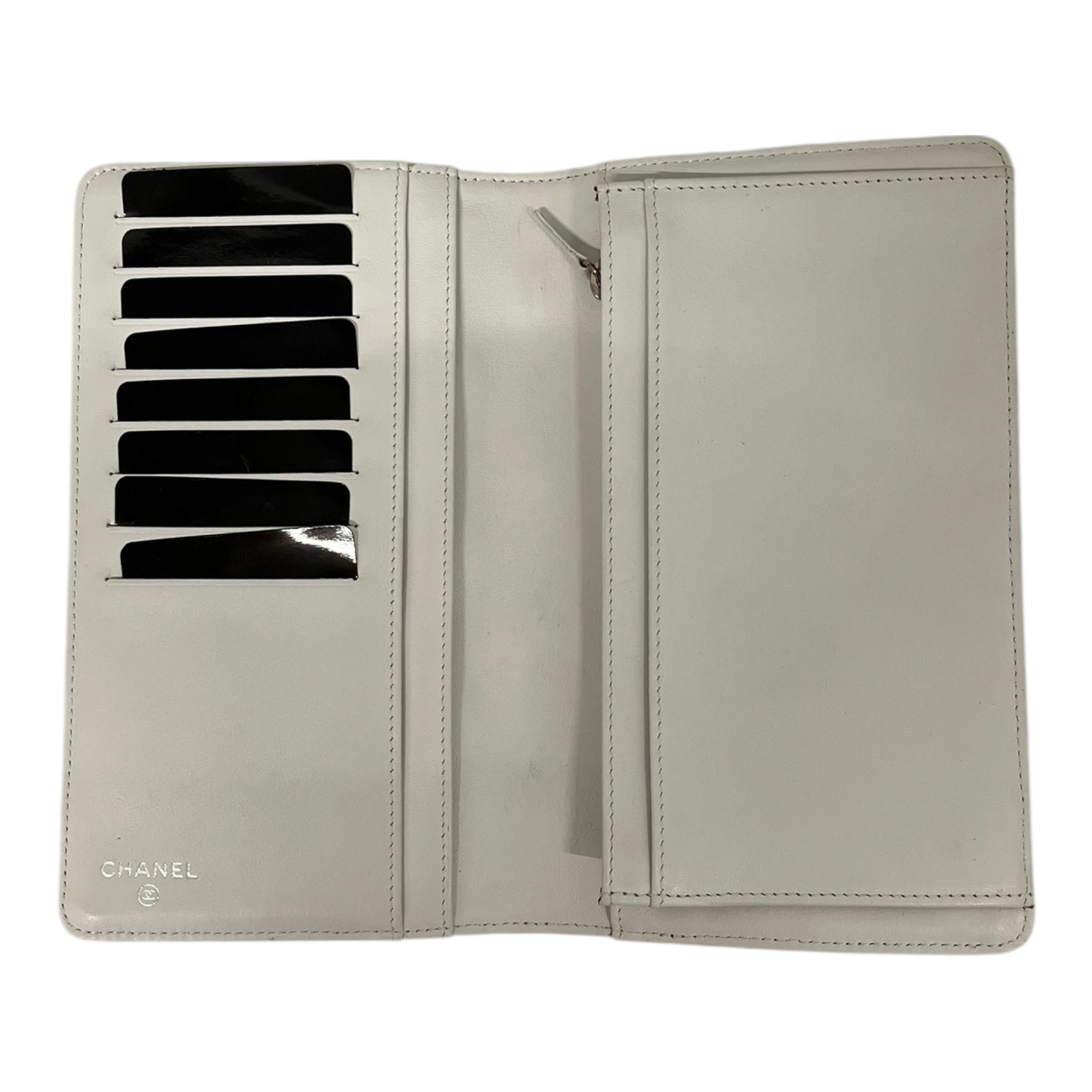 CHANEL/Long Wallet/Leather/SLV/QUILTED CHARM EMBOSSED view 2