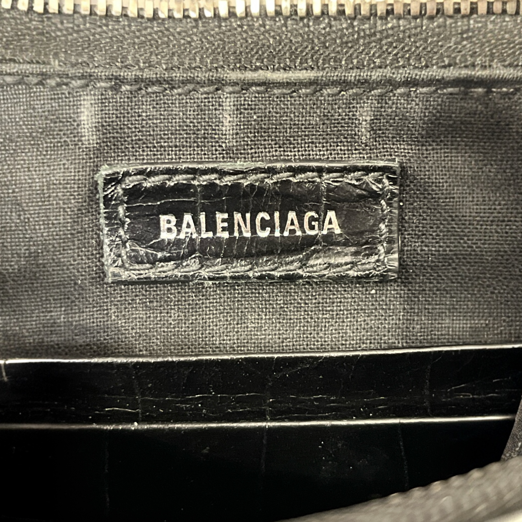 BALENCIAGA/Bag/Leather/BLK/Le cagole crocodile city bag view 6