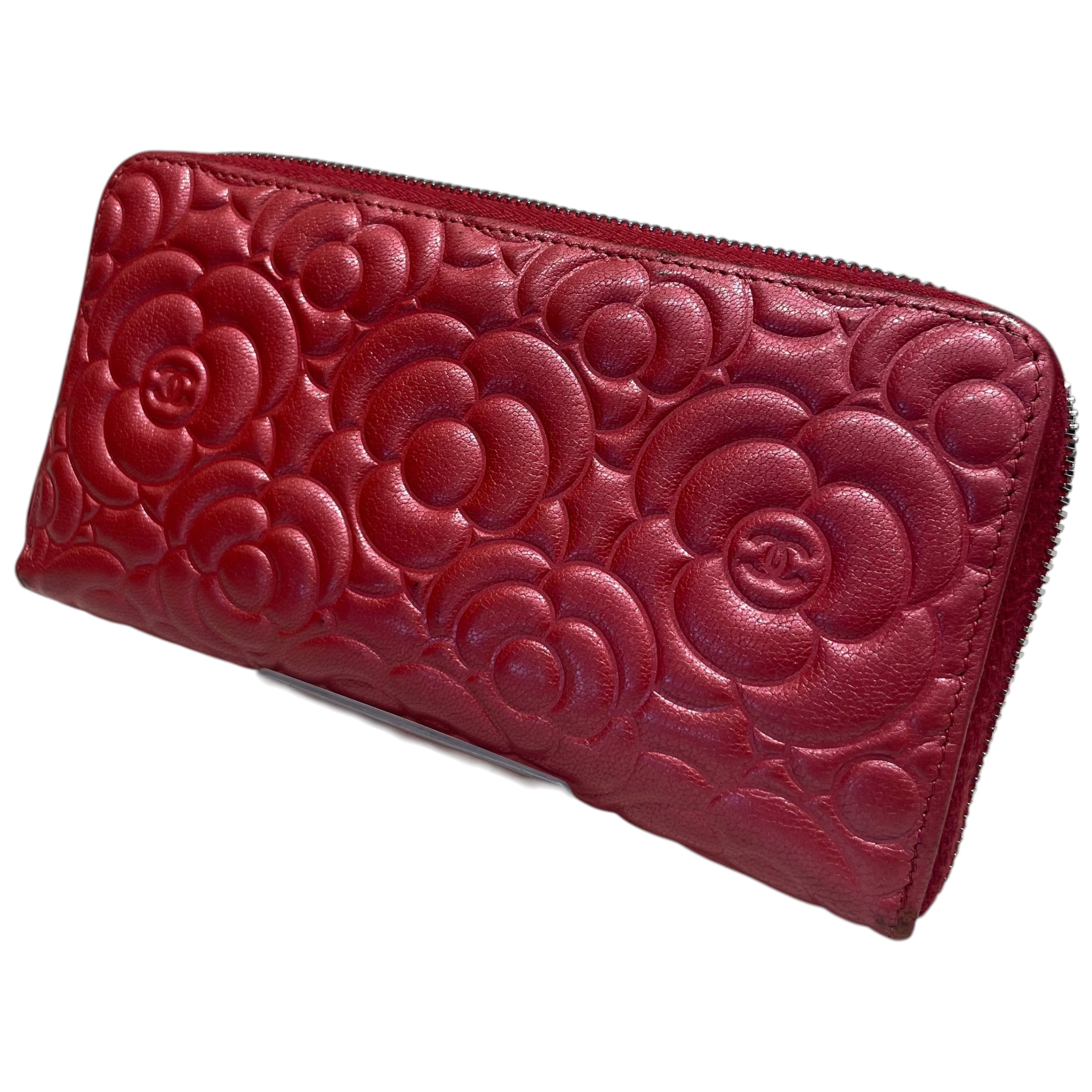 CHANEL/Wallet/Leather/PNK/Camellia Embossed Zip Wallet view 2