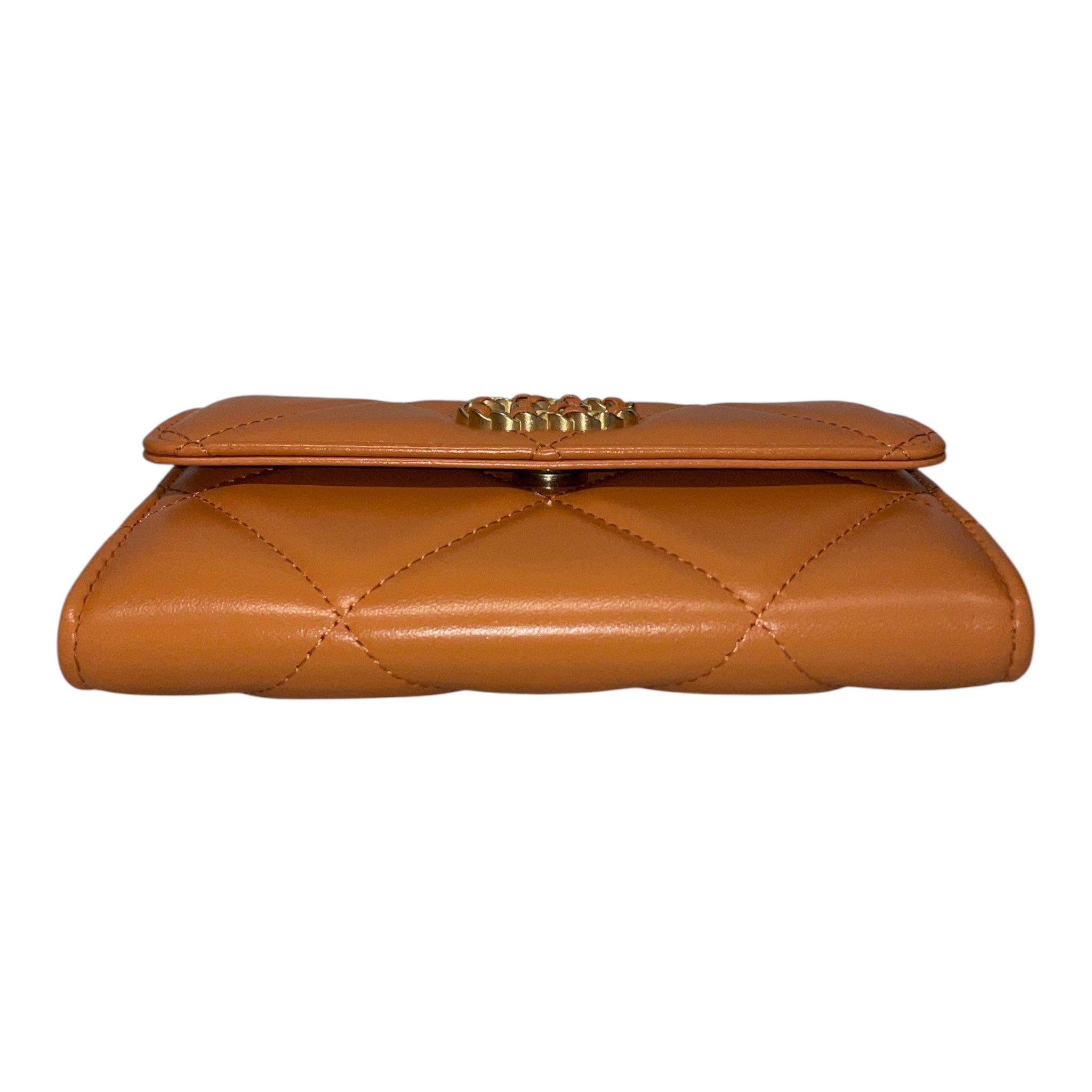 CHANEL/Wallet/Lambskin/ORN/19 FLAP view 3