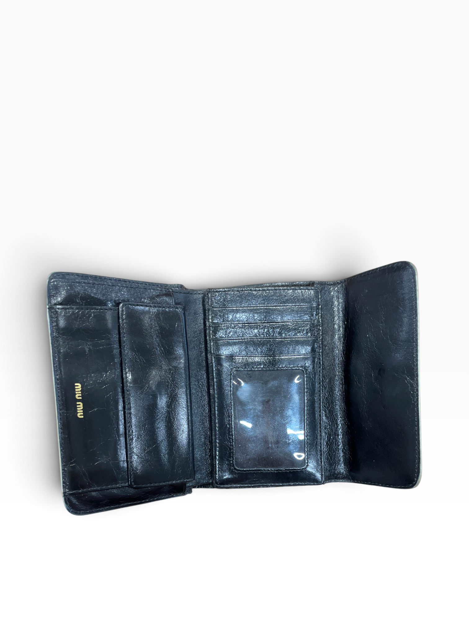MIU MIU/Trifold Wallet/Leather/BLK/M's/gold clasp black wallet view 3