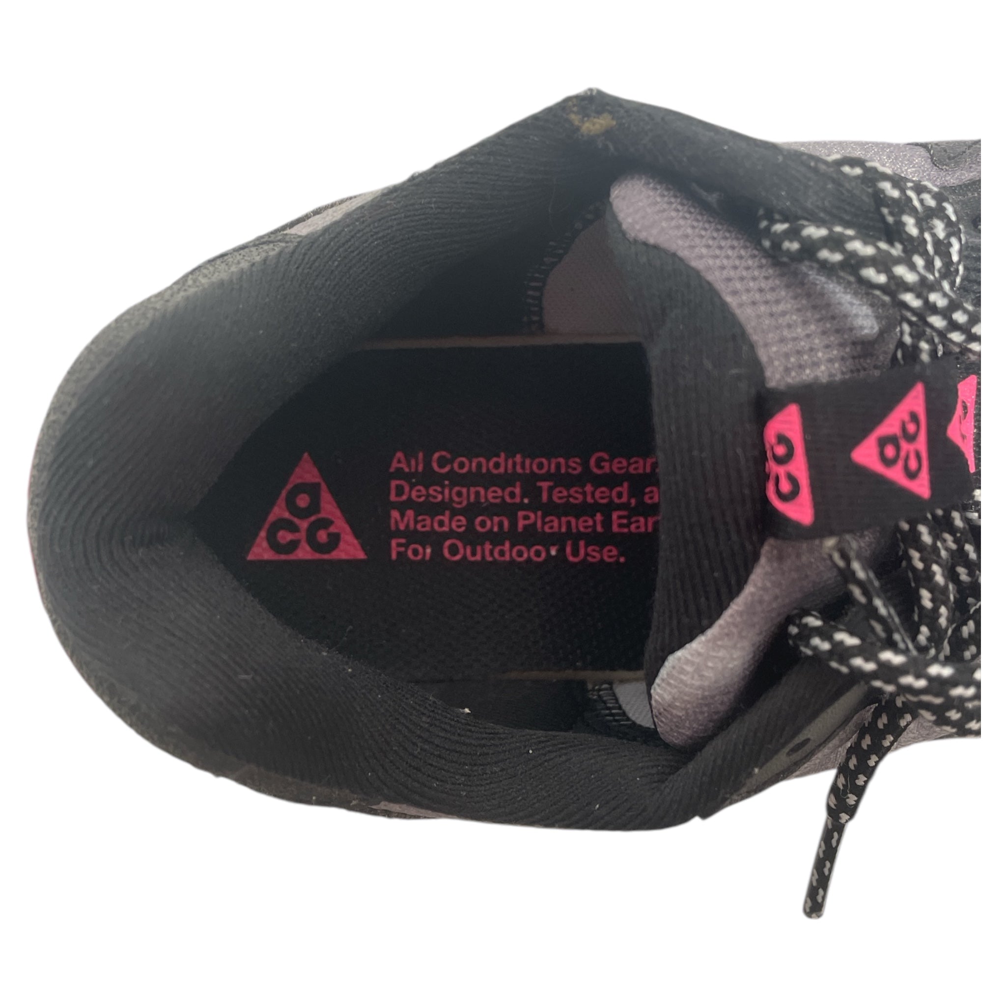 NIKE ACG/Low-Sneakers/US 7.5/Black/ACG LOWCATE SE/DR1030-001 view 3