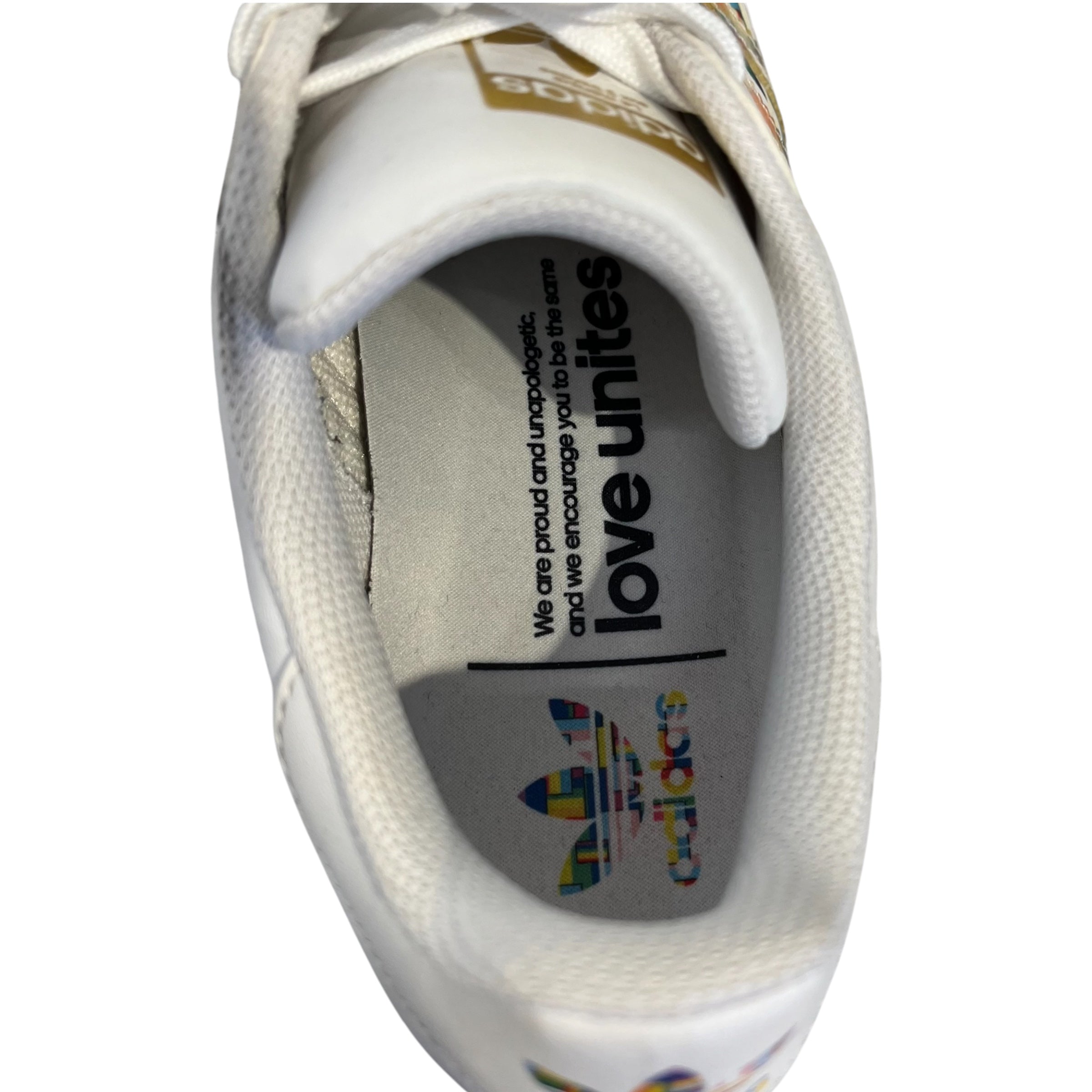 adidas/Low-Sneakers/US 8.5/Leather/WHT/pride sneakers view 3