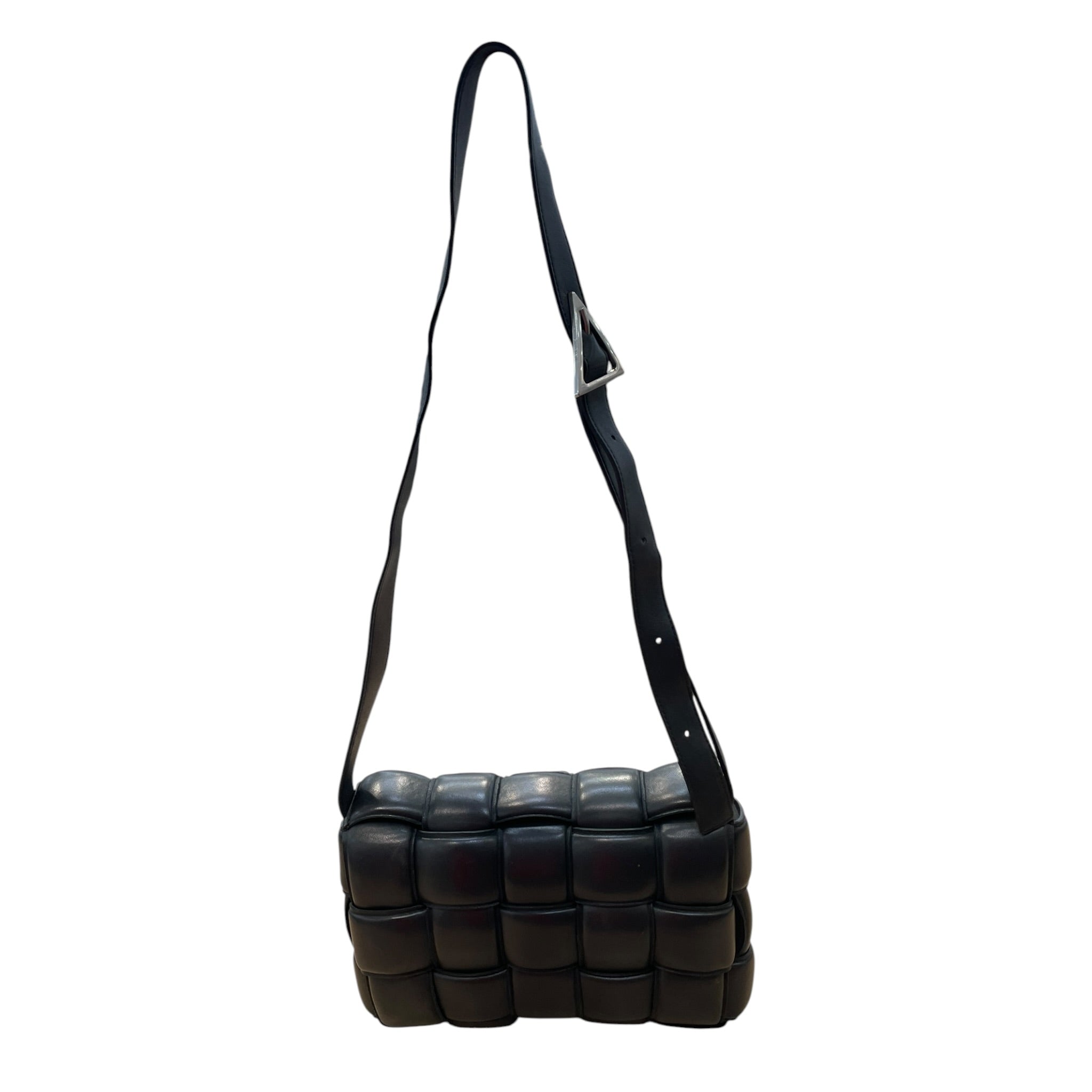 BOTTEGA VENETA/Cross Body Bag/Leather/BLK/PADDED CASSETTE view 3