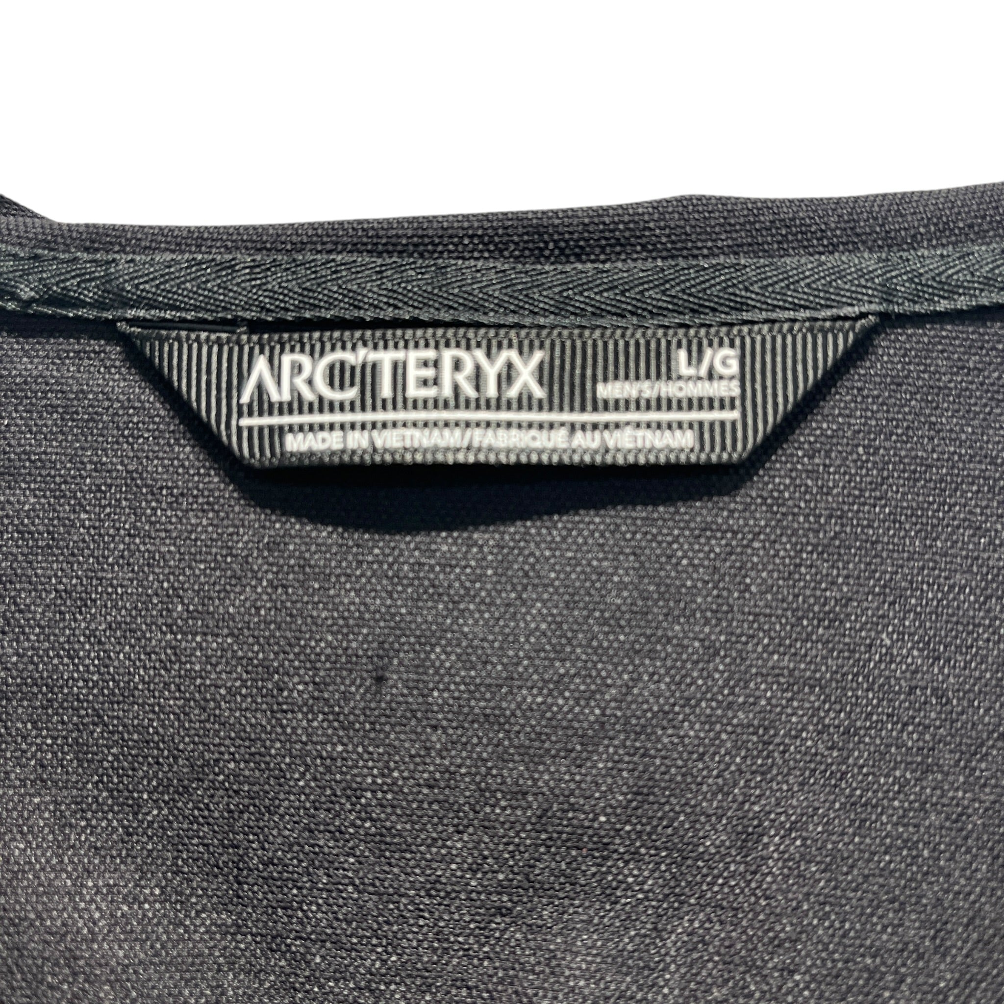 ARC'TERYX/Jacket/L/Nylon/BLK/Serratus Hoody view 3
