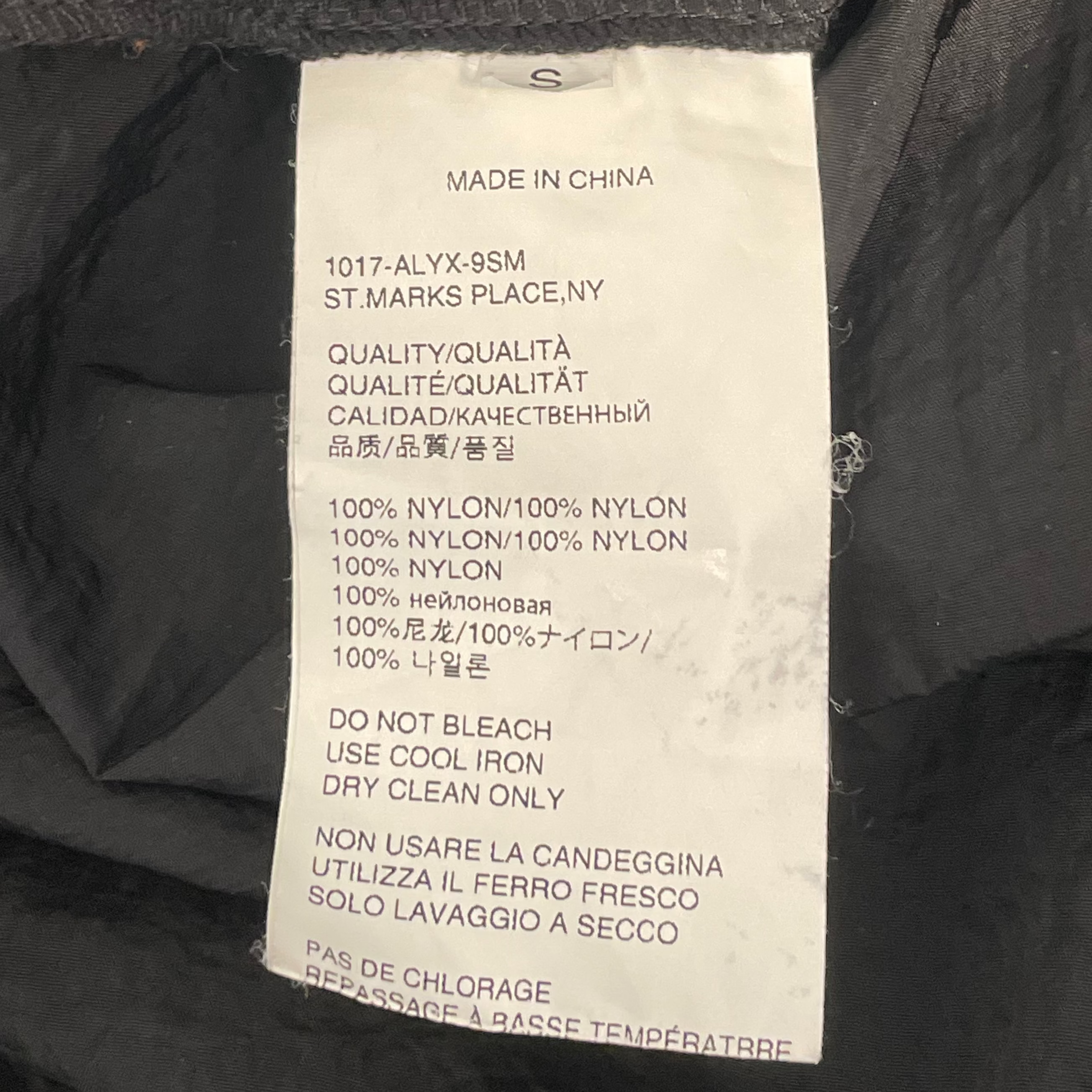 1017 ALYX 9SM(ALYX)/Windbreaker/S/Nylon/BLK/S19-ALYX-AAM view 4
