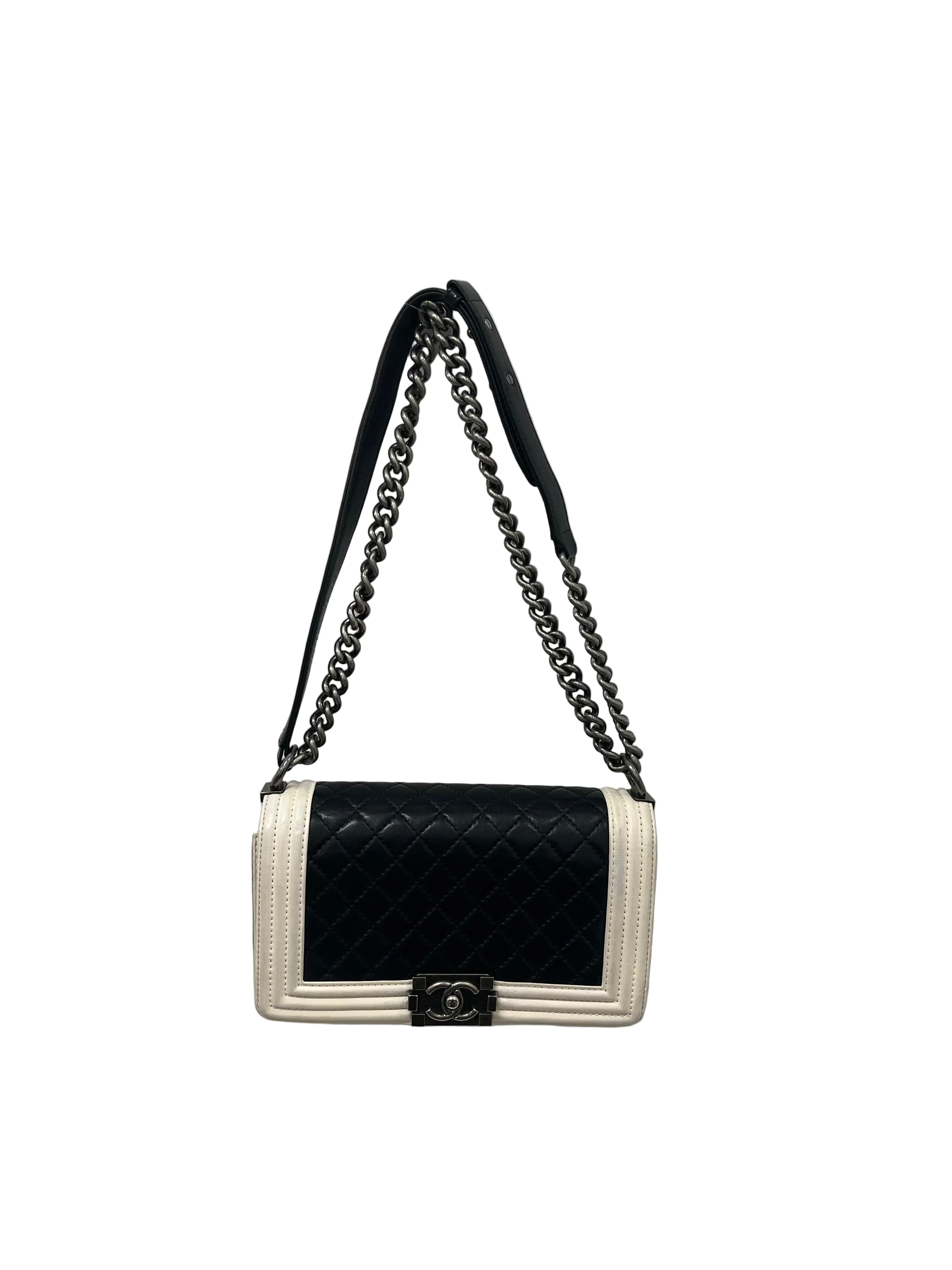 CHANEL/Bag/Leather/BLK/BOY BAG BLK & WHITE 18035777 view 1