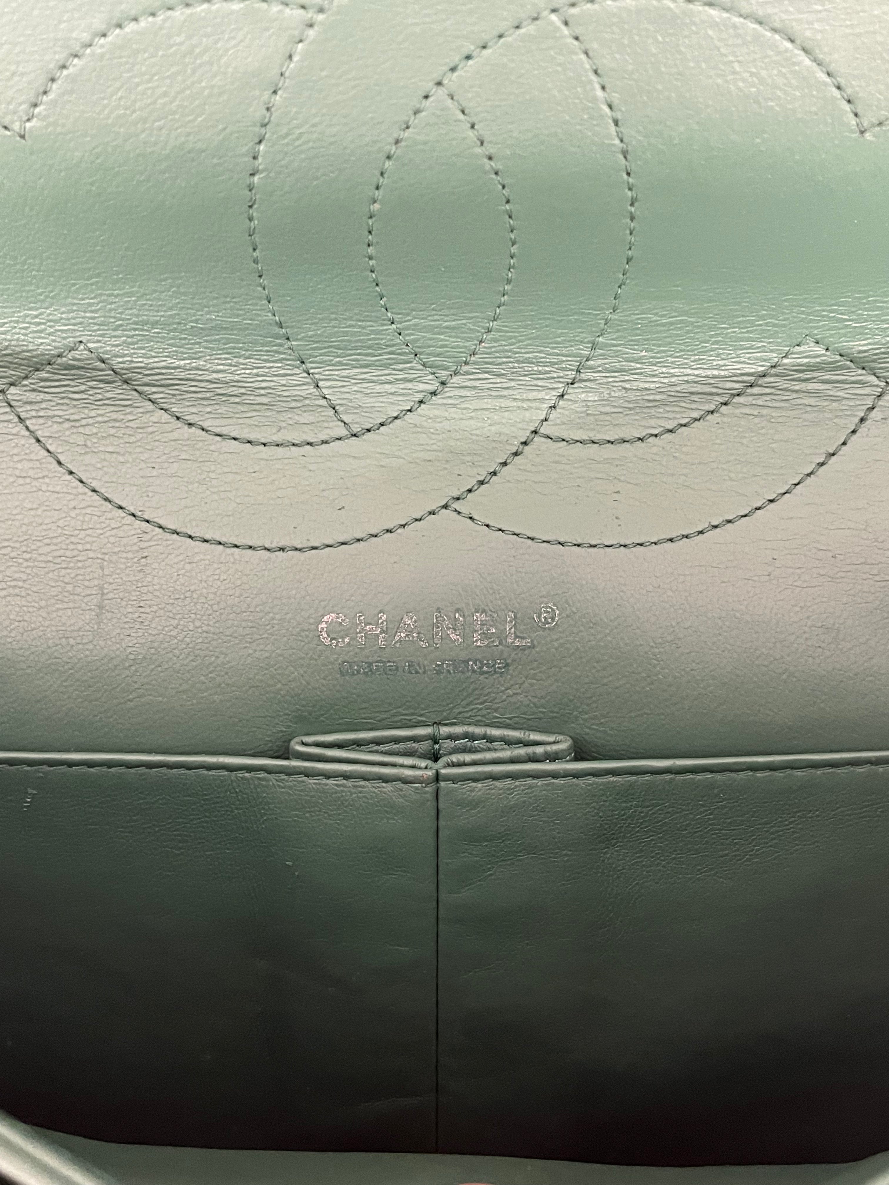 CHANEL/Bag/Leather/GRN/GREEN PATENT FLAP BAG 14670553 view 3
