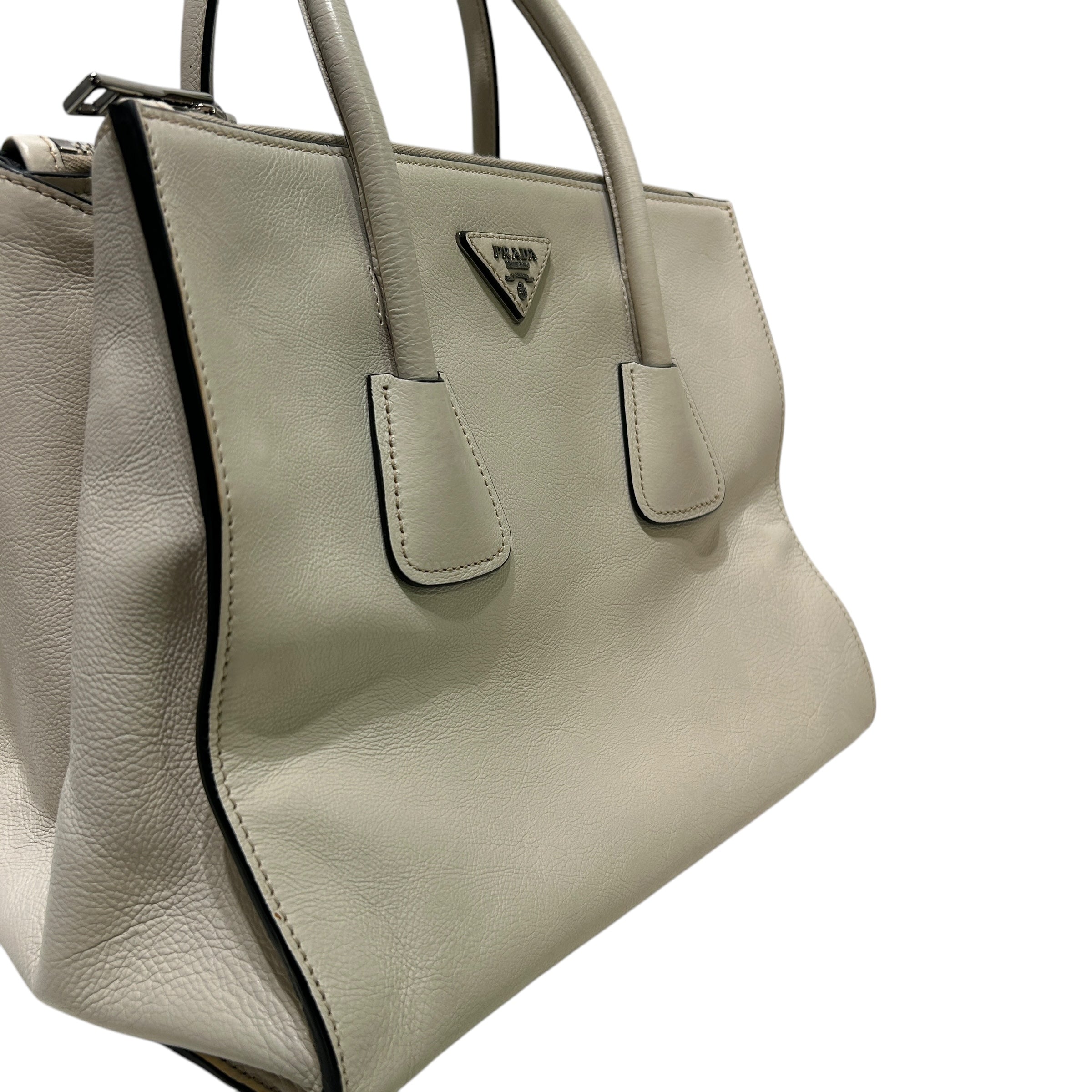 PRADA/Bag/Leather/WHT/VITELLO DAINO BAG view 3