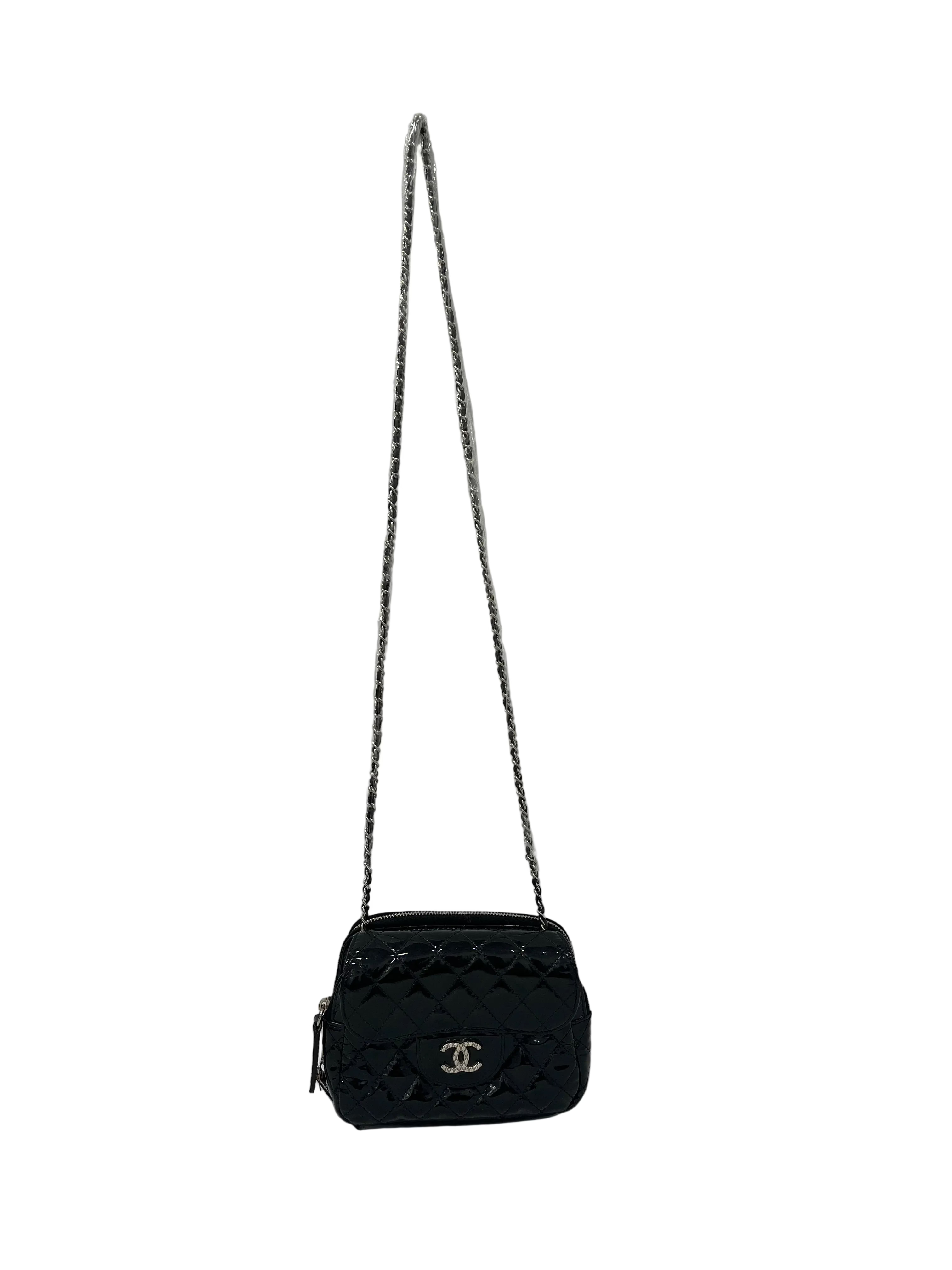 CHANEL/Cross Body Bag/Leather/BLK/PATENT CROSSBODY SM 14497320 view 1