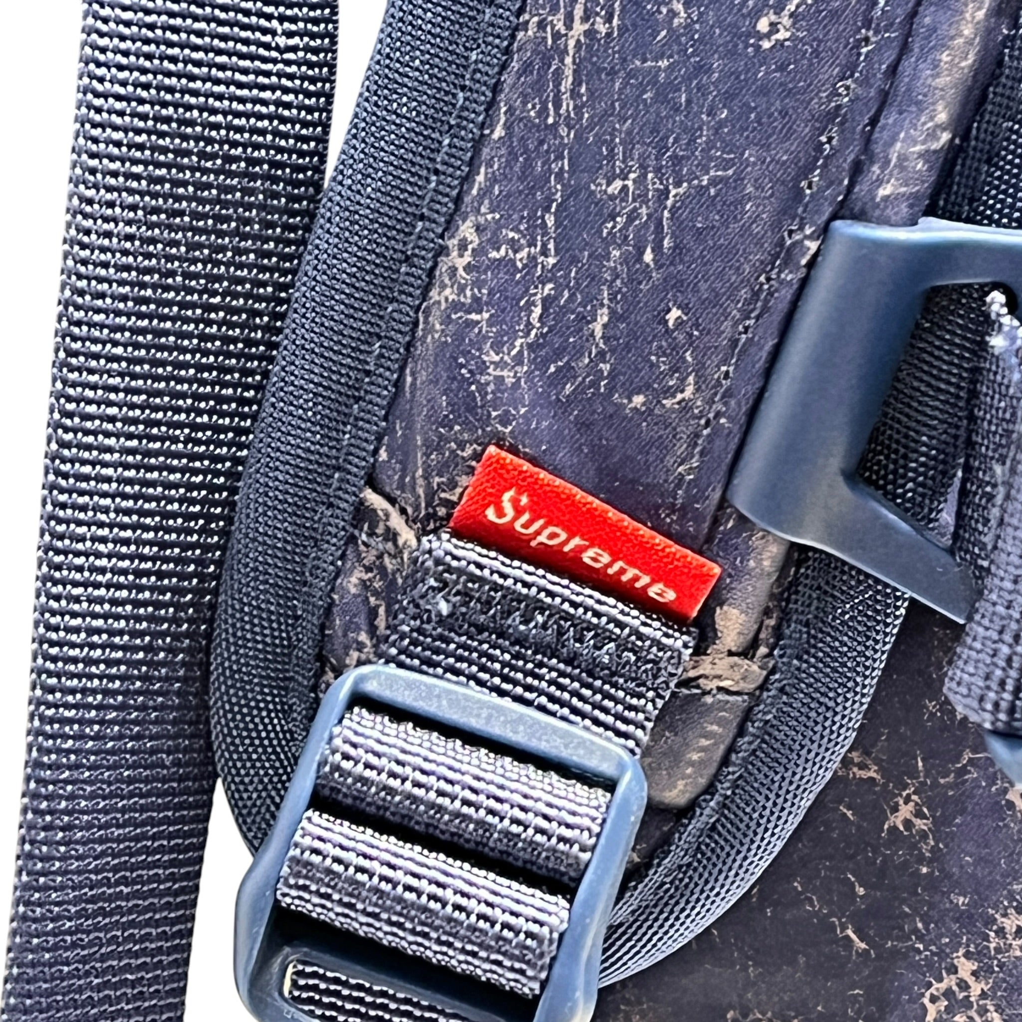 Supreme/Backpack/Iridescent/BLU/WATERPROOF SPECKLED view 3