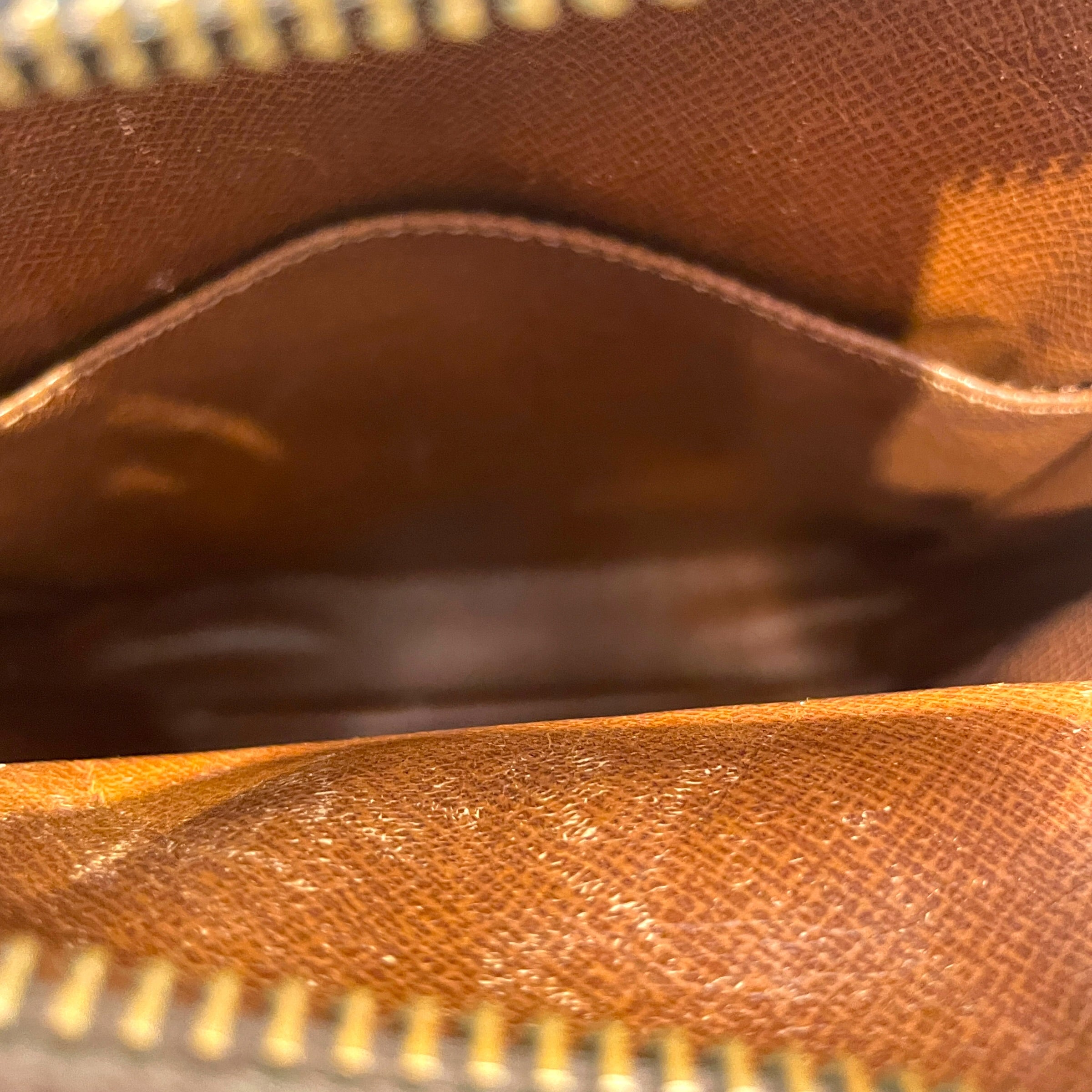 LOUIS VUITTON/Cross Body Bag/Monogram/Leather/BRW/Amazone Crossbody Bag view 6