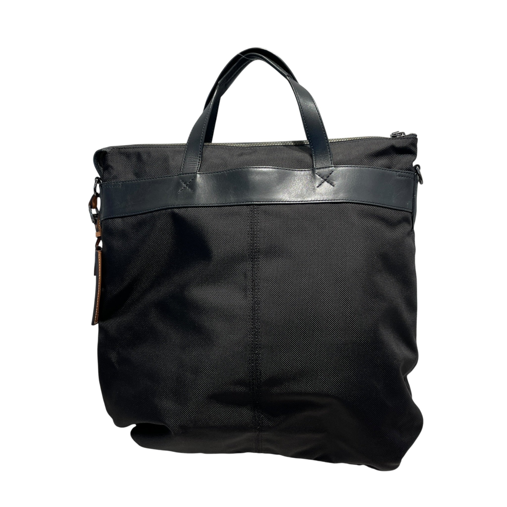 TUMI/Tote Bag/Leather/BLK/SANTA MONICA CARGO TOTE view 2