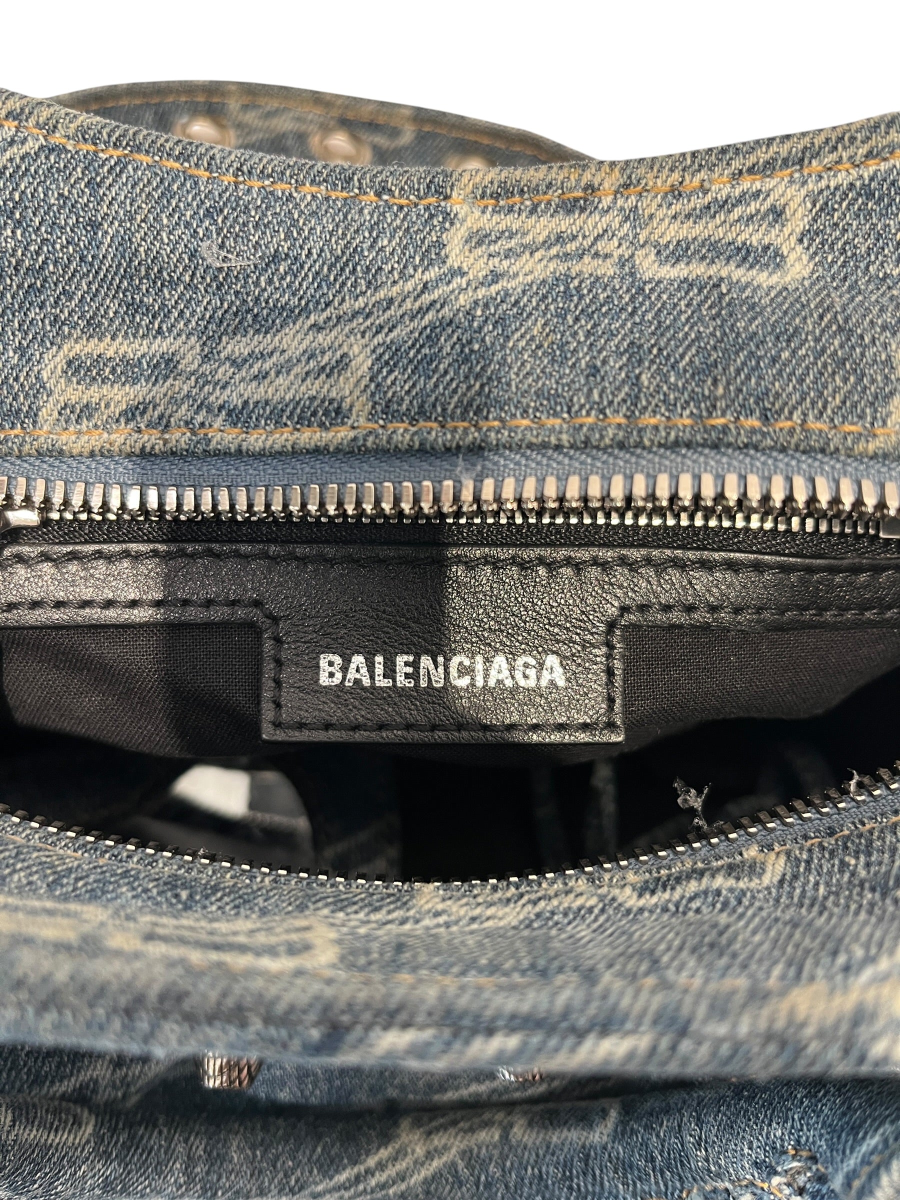 BALENCIAGA/Bag/Monogram/Denim/BLU/NEO CAGOLE XS SHOULDER BAG view 3