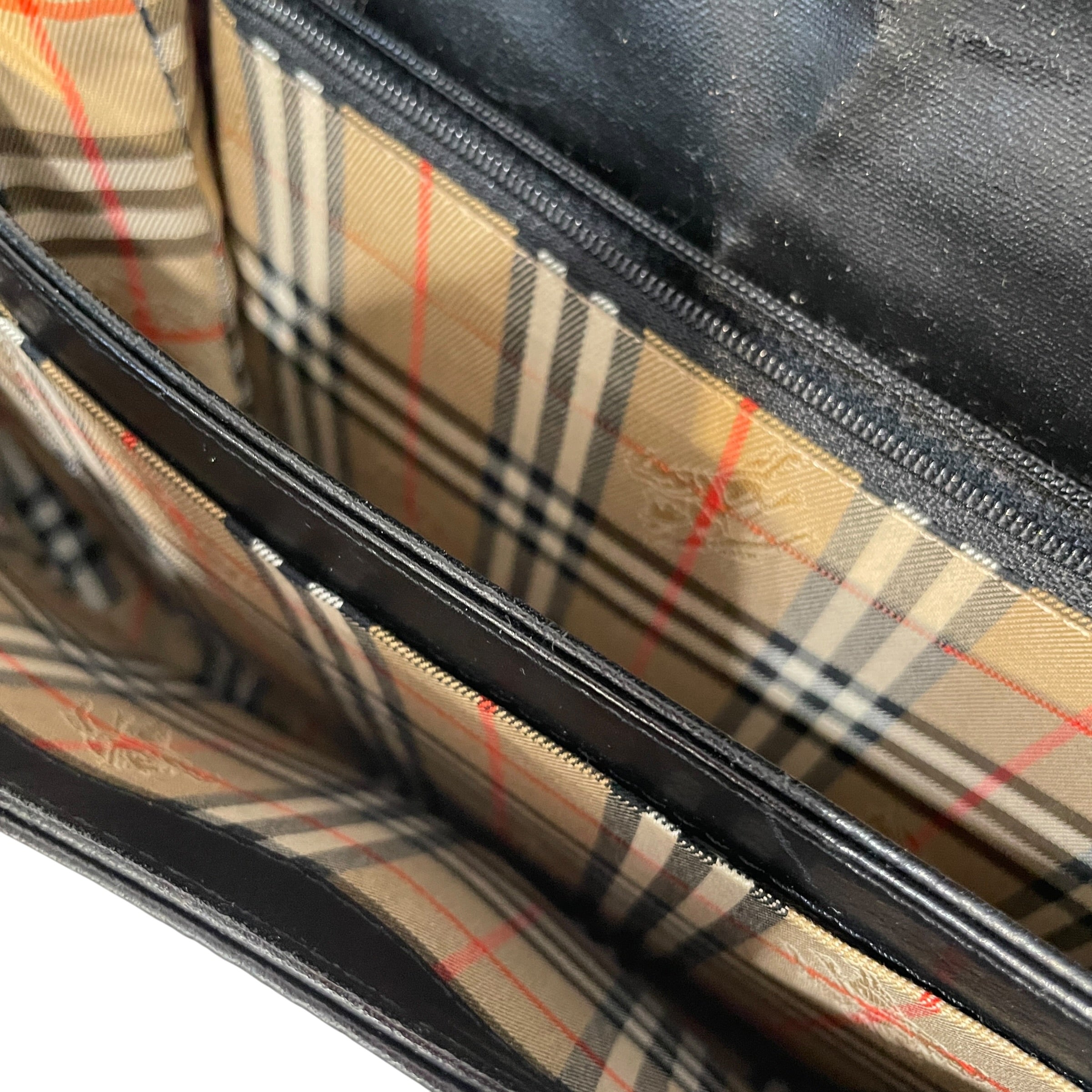 BURBERRYS/Cross Body Bag/Leather/BLK/Vintage Grained Crossbody view 7