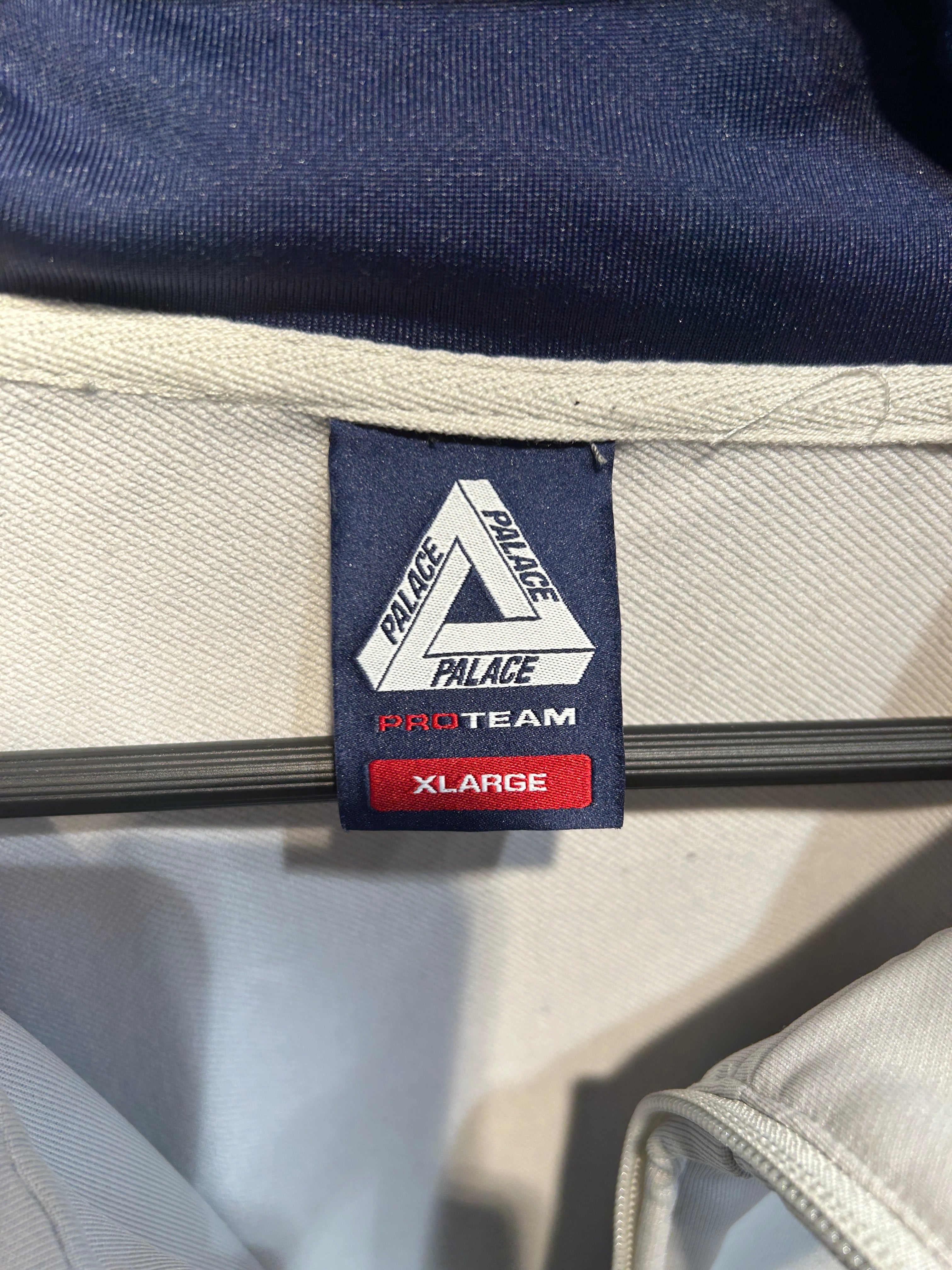 PALACE/Track Jkt/XL/Cotton/GRY/pro team polyknit funnel view 4