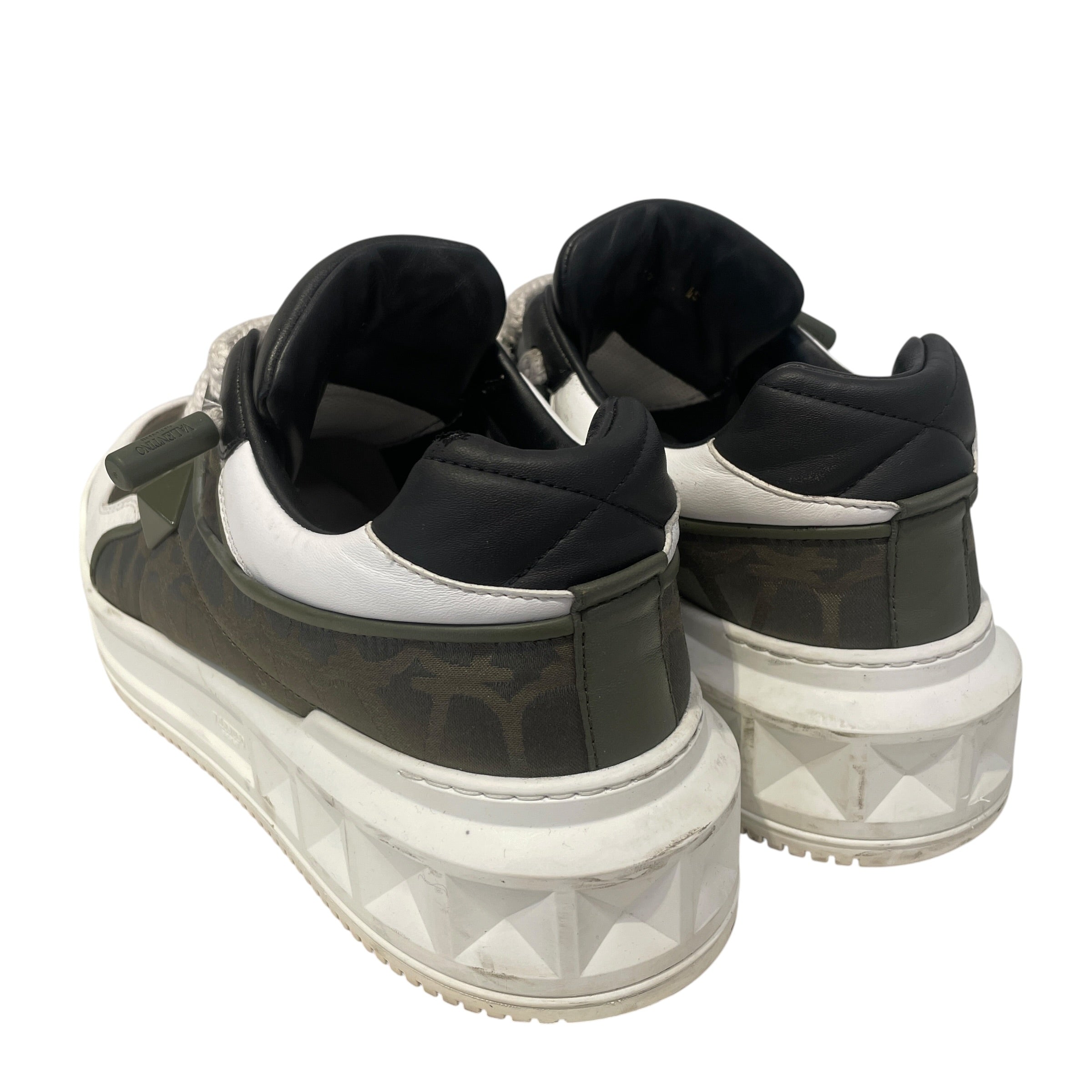 VALENTINO GARAVANI/Low-Sneakers/US 12/Monogram/KHK/One Stud XL view 2
