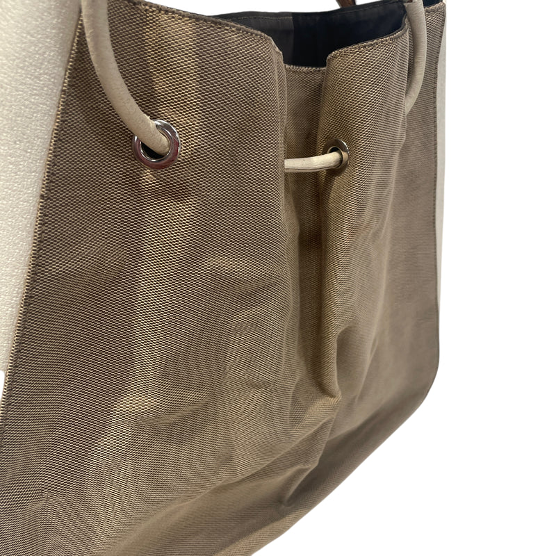 GUCCI/Hand Bag/CRM/plain canvas bucket bag