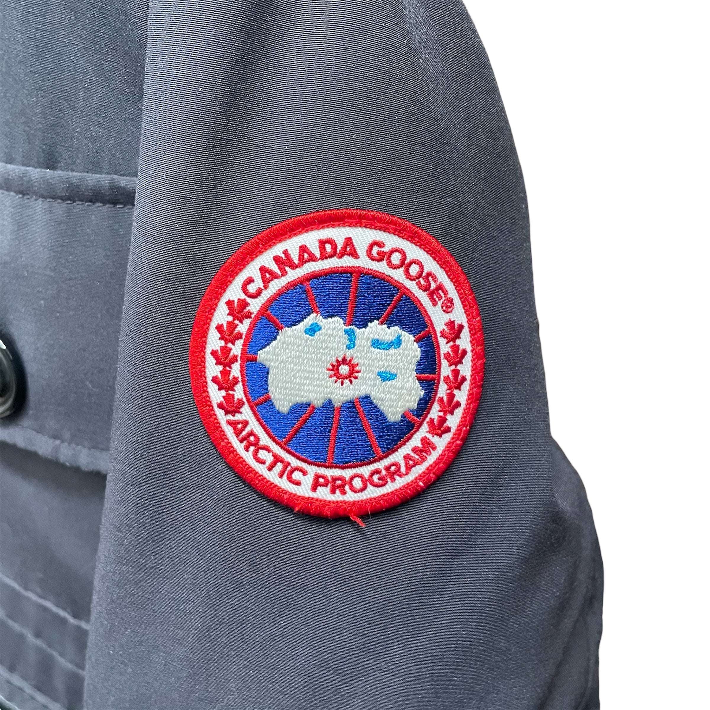 CANADA GOOSE/Mountain Parka/S/Nylon/NVY/2301JM W/ ZIP OUT FUR HOOD view 3