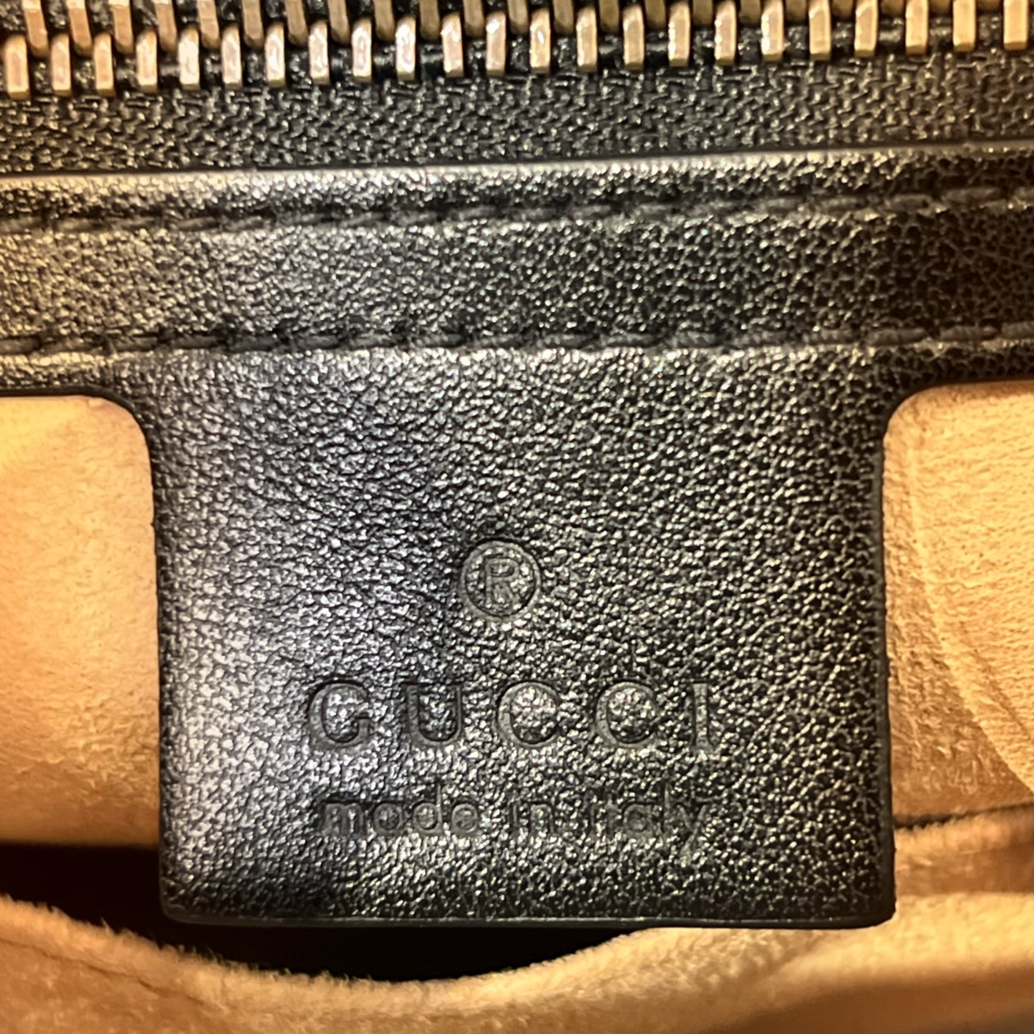 GUCCI/Cross Body Bag/Leather/BLK/Matelasse Large Black view 5