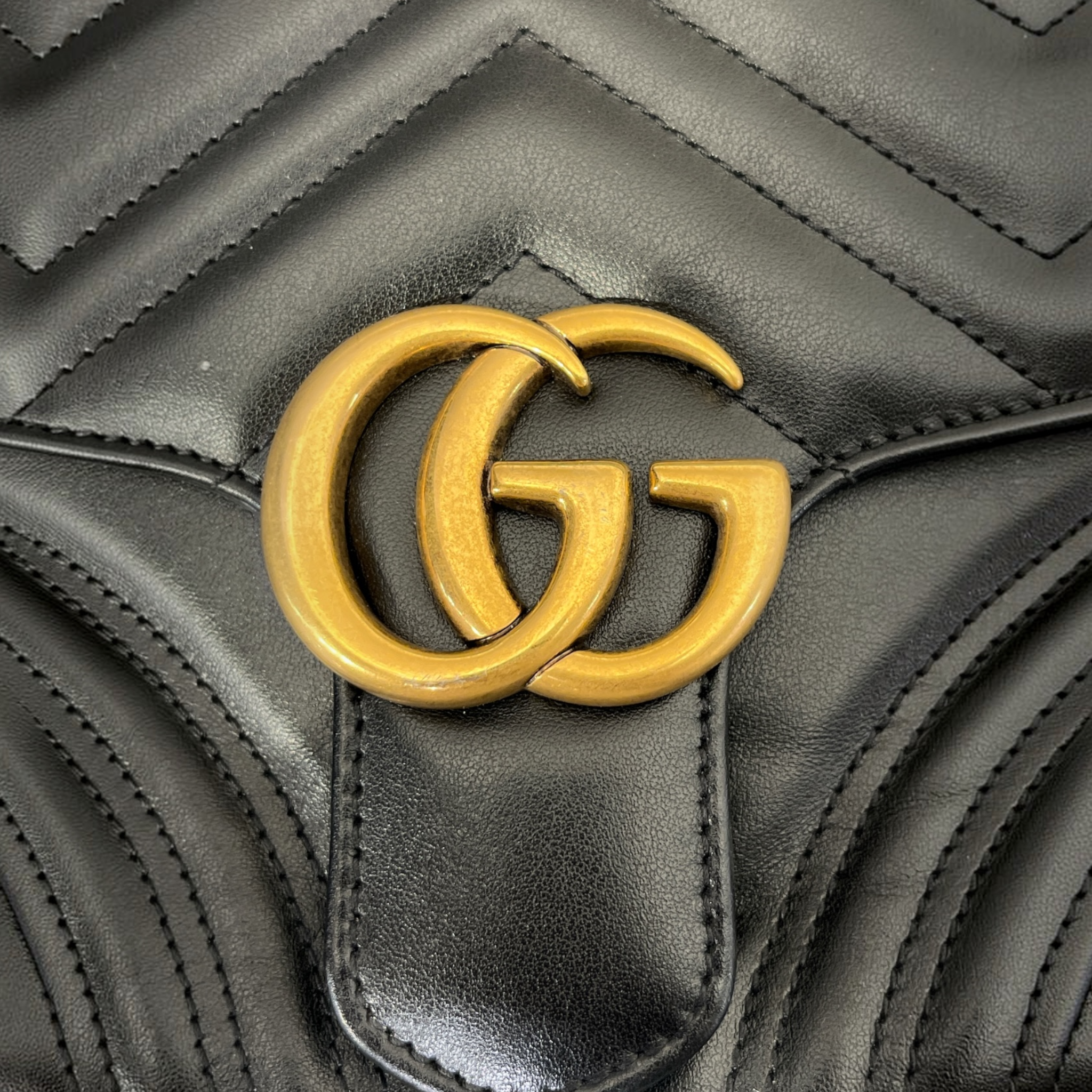 GUCCI/Cross Body Bag/Leather/BLK/Matelasse Large Black view 6