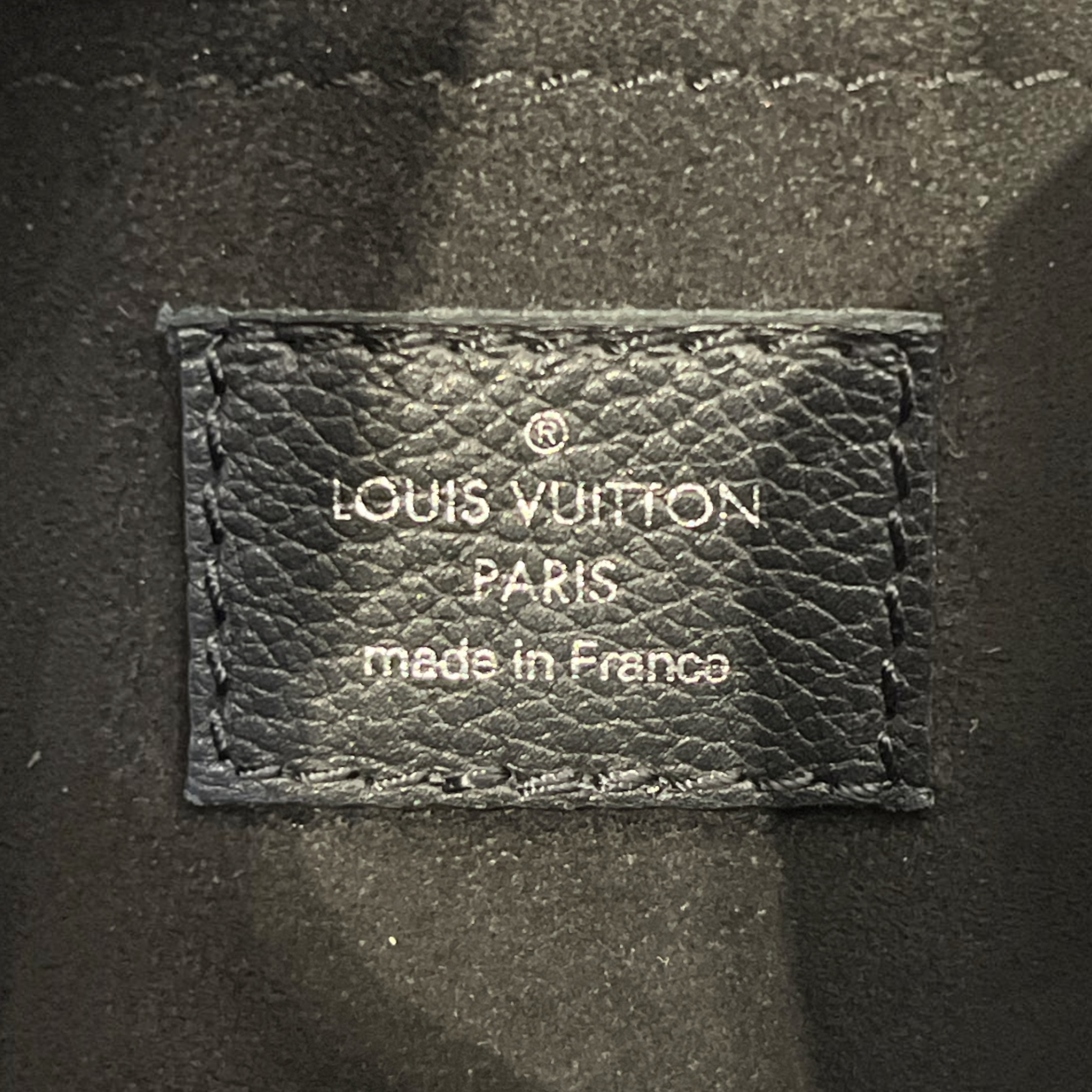 LOUIS VUITTON/Cross Body Bag/Leather/BLK/SILV CHAIN & LV view 5