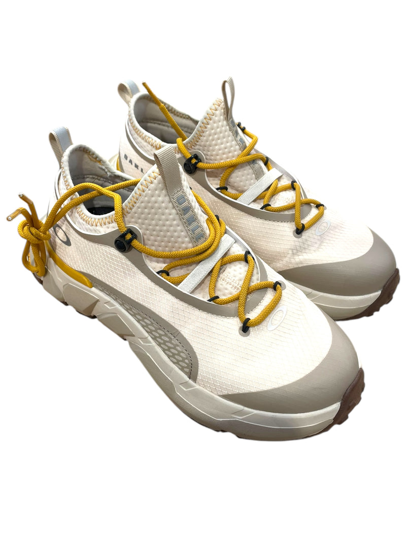 OAKLEY/Low-Sneakers/US 6.5/IVR/