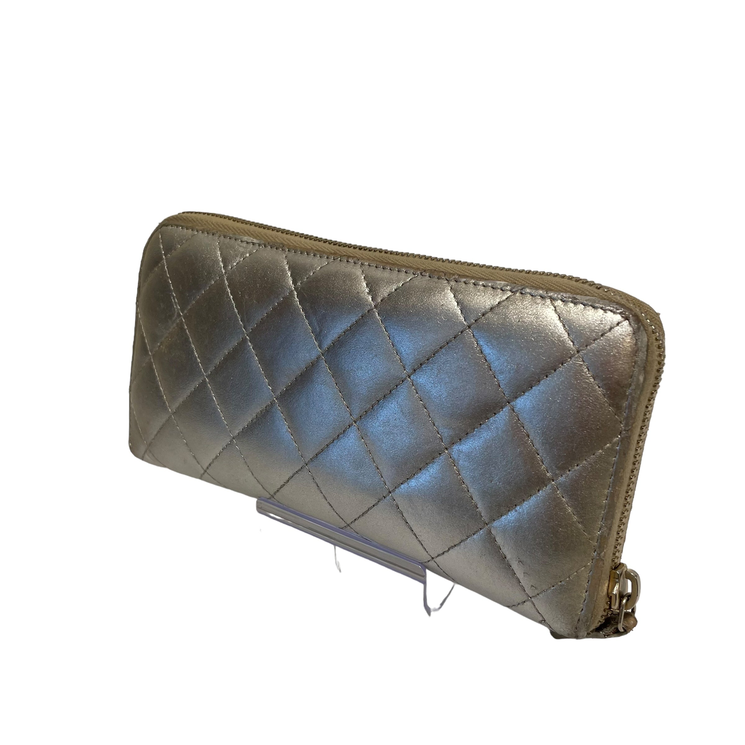CHANEL/Long Wallet/Stripe/SLV/Gold Accent view 2