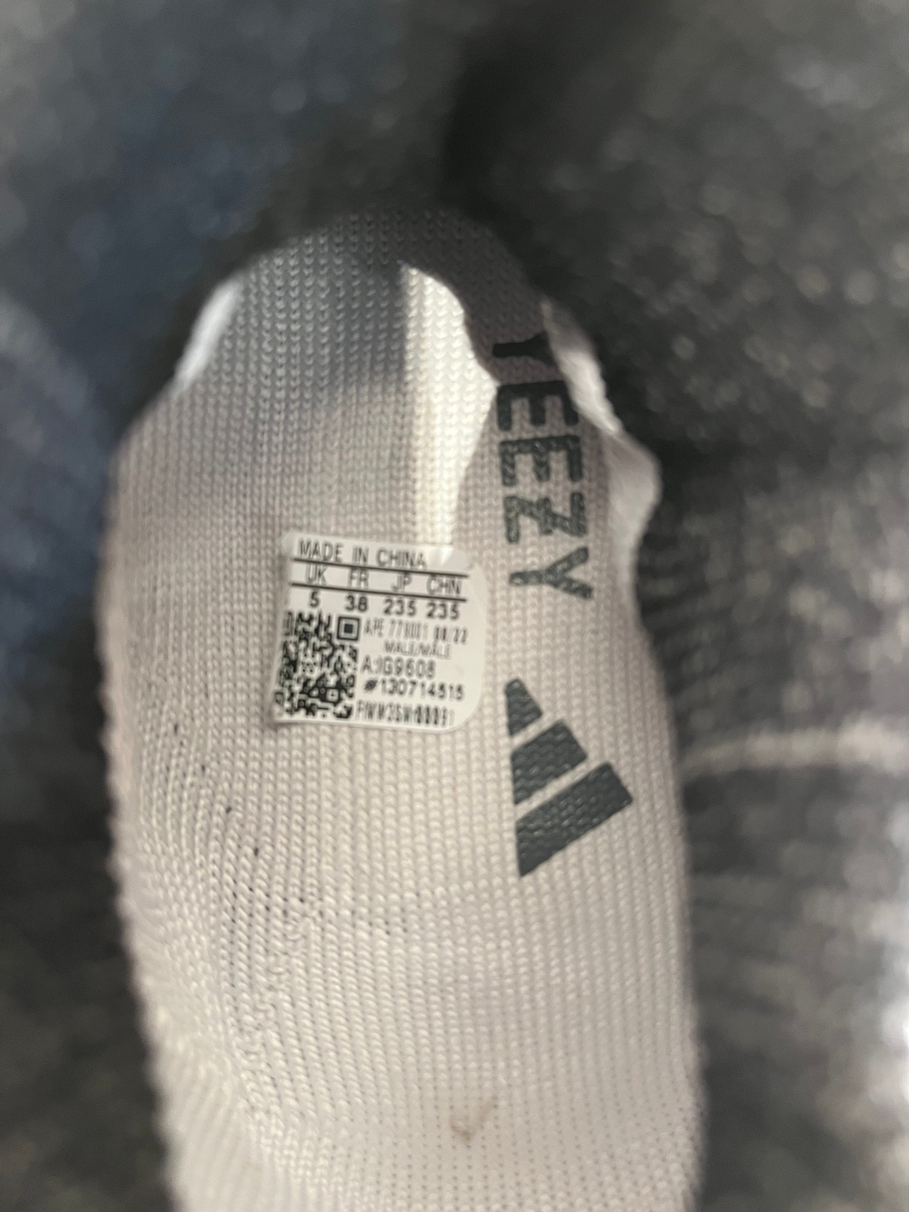 YEEZY/Low-Sneakers/US 5.5/All Over Print/GRY/YZY 350 V2 CMPCT view 4
