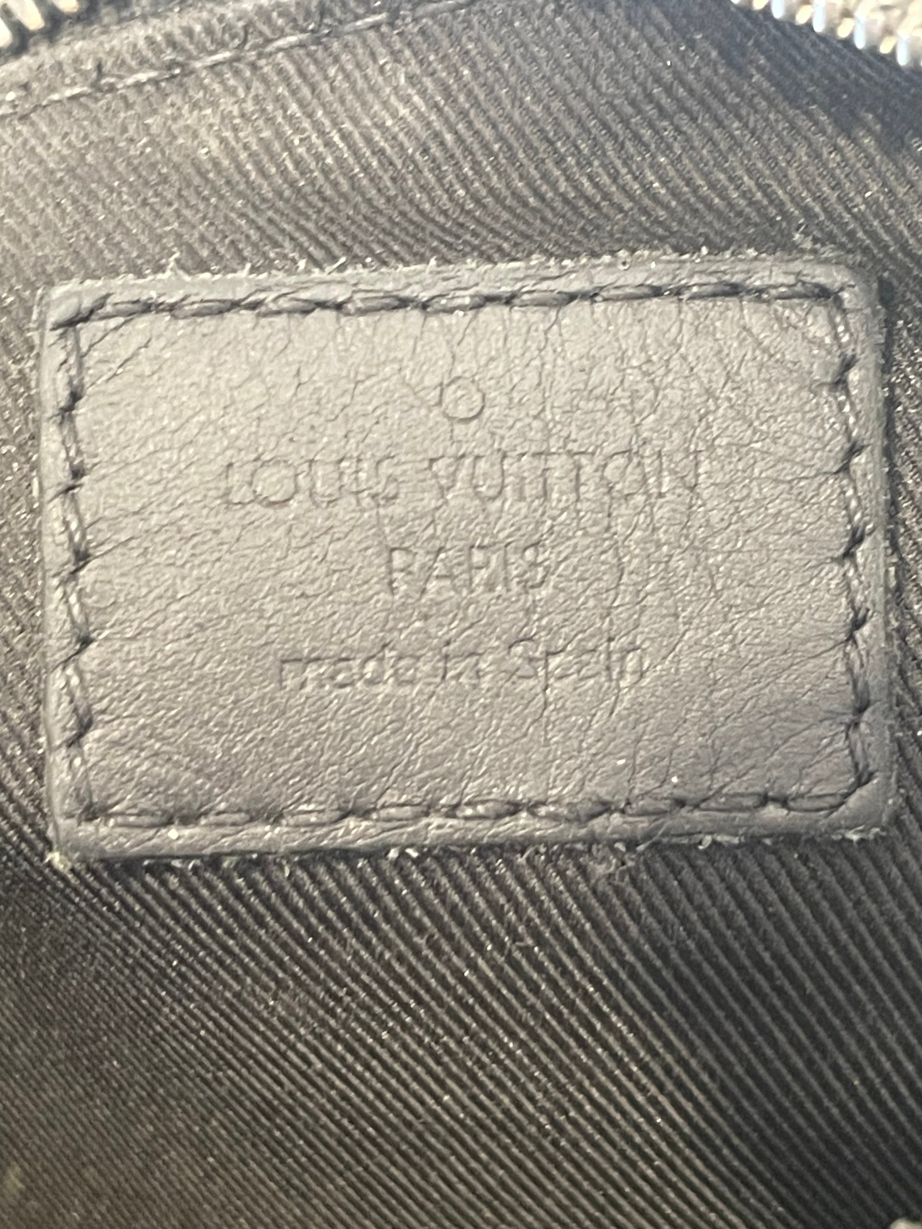 LOUIS VUITTON/Cross Body Bag/Leather/BLK/Damier Infini Discovry view 5