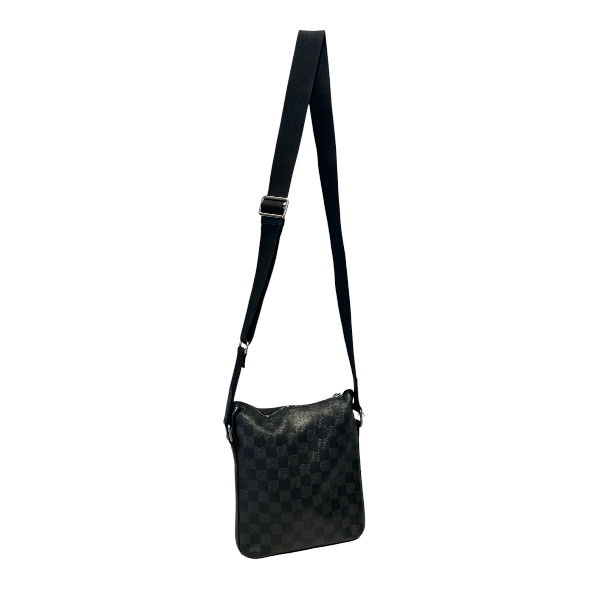 LOUIS VUITTON/Cross Body Bag/Leather/BLK/Damier Infini Discovry view 1