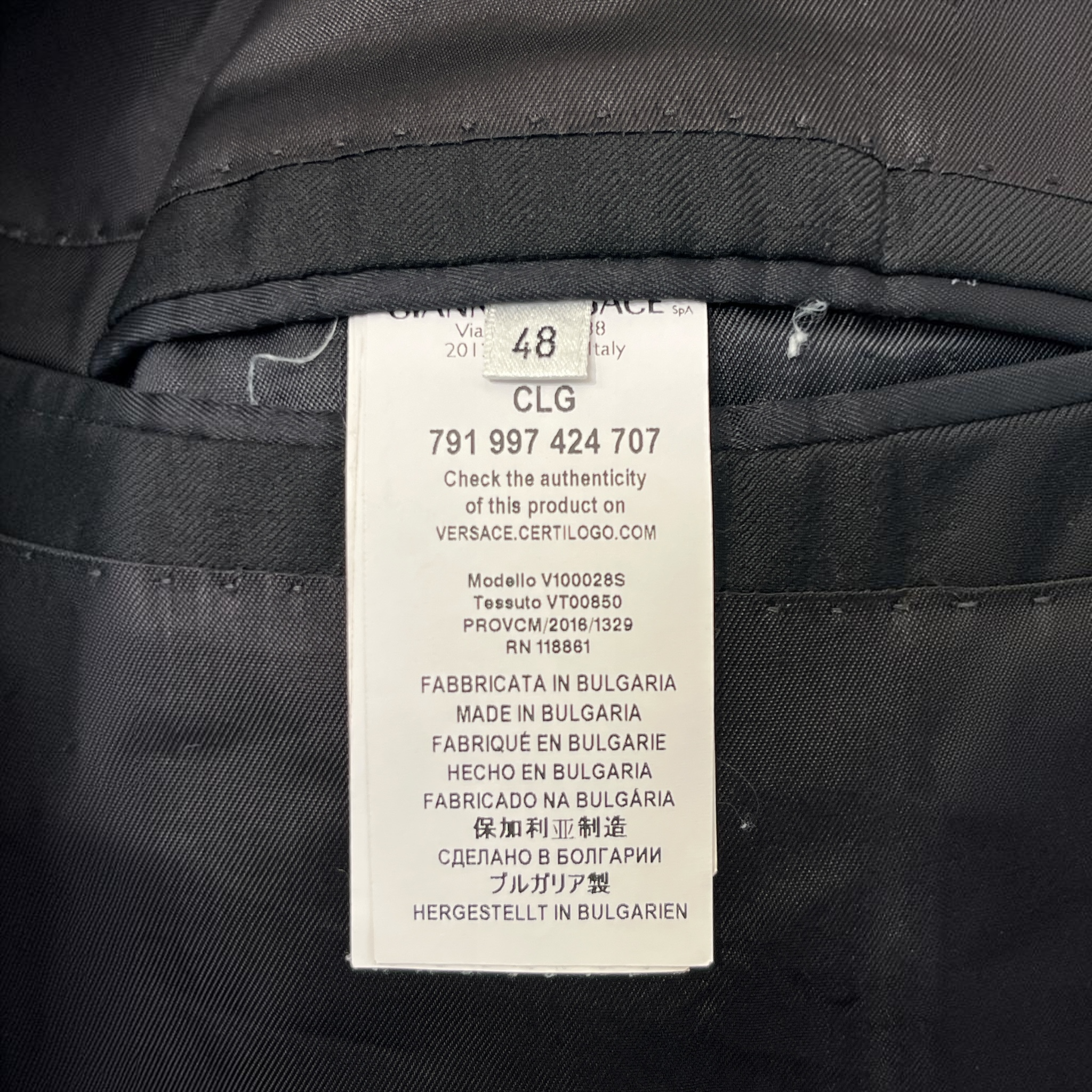 VERSACE/Suits/48/Wool/BLK/BLAZER view 3