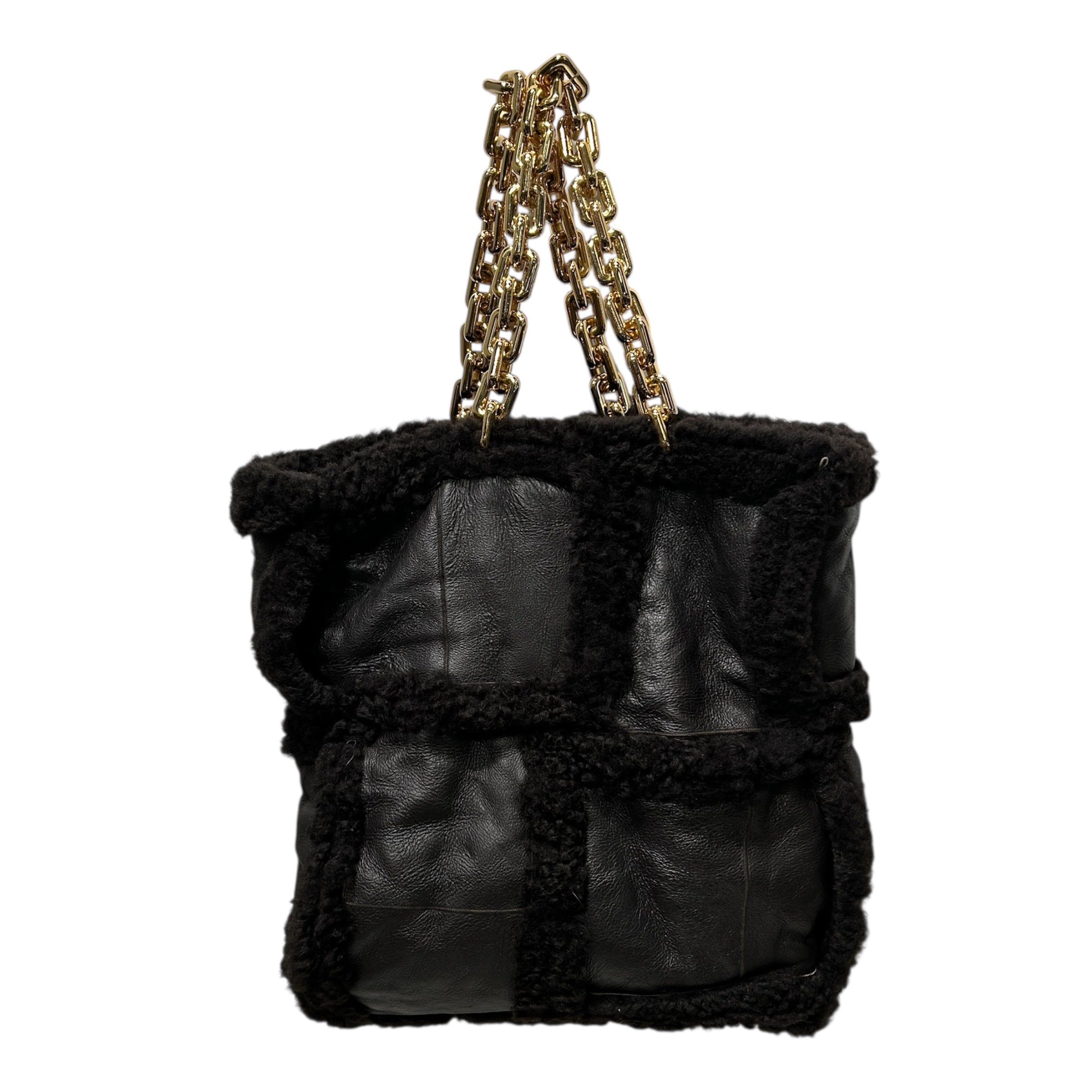 BOTTEGA VENETA/Tote Bag/Leather/BLK/SHEARLING GLD CHAIN view 2