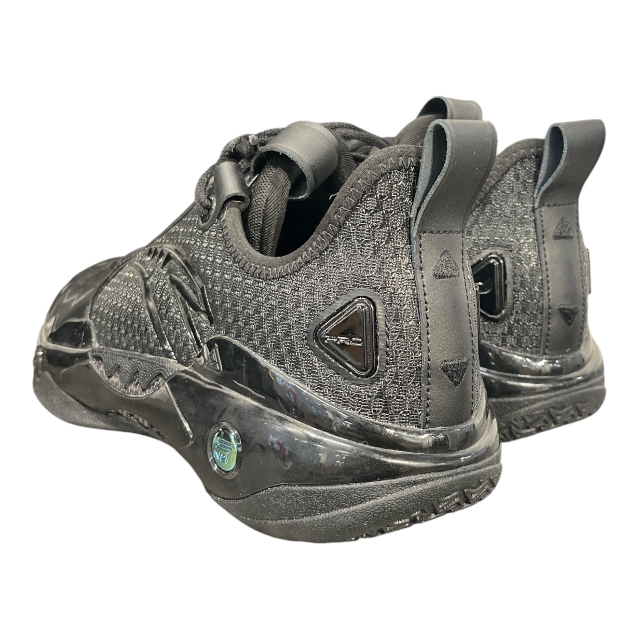 ANTA/Low-Sneakers/US 11/BLK/N2 view 2